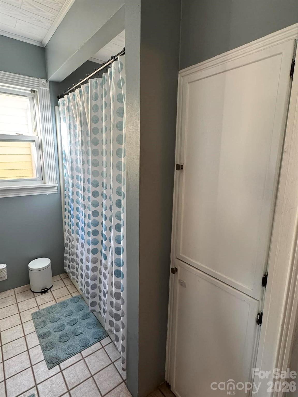 155 Sawyer Road — Hays