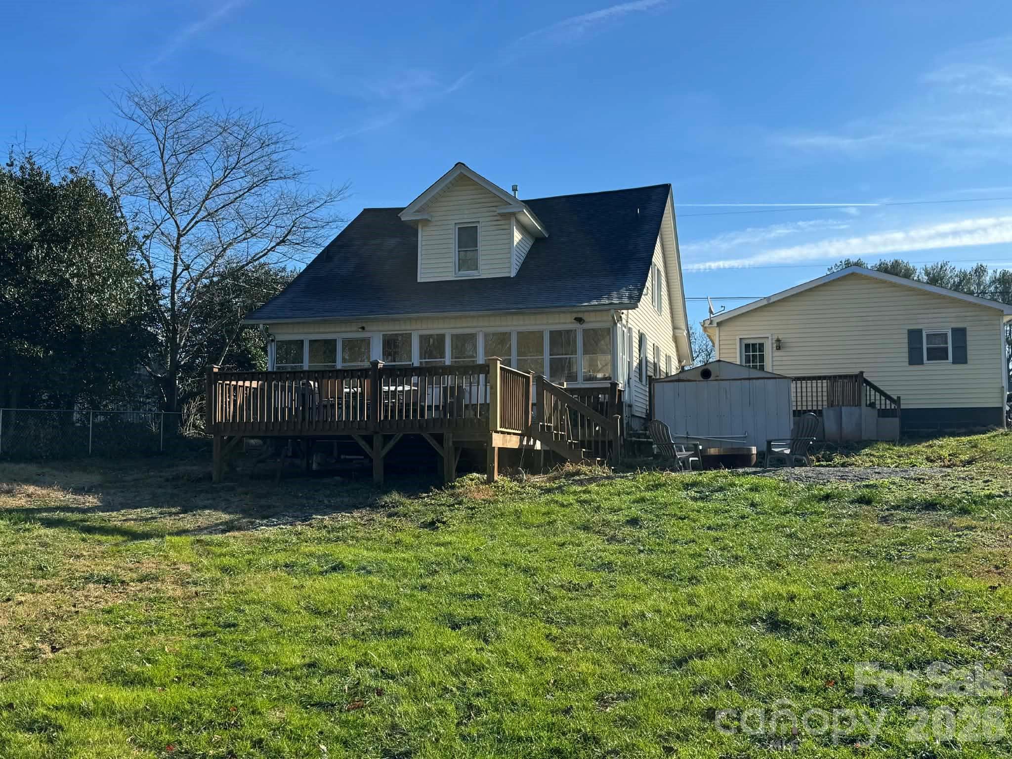 155 Sawyer Road — Hays