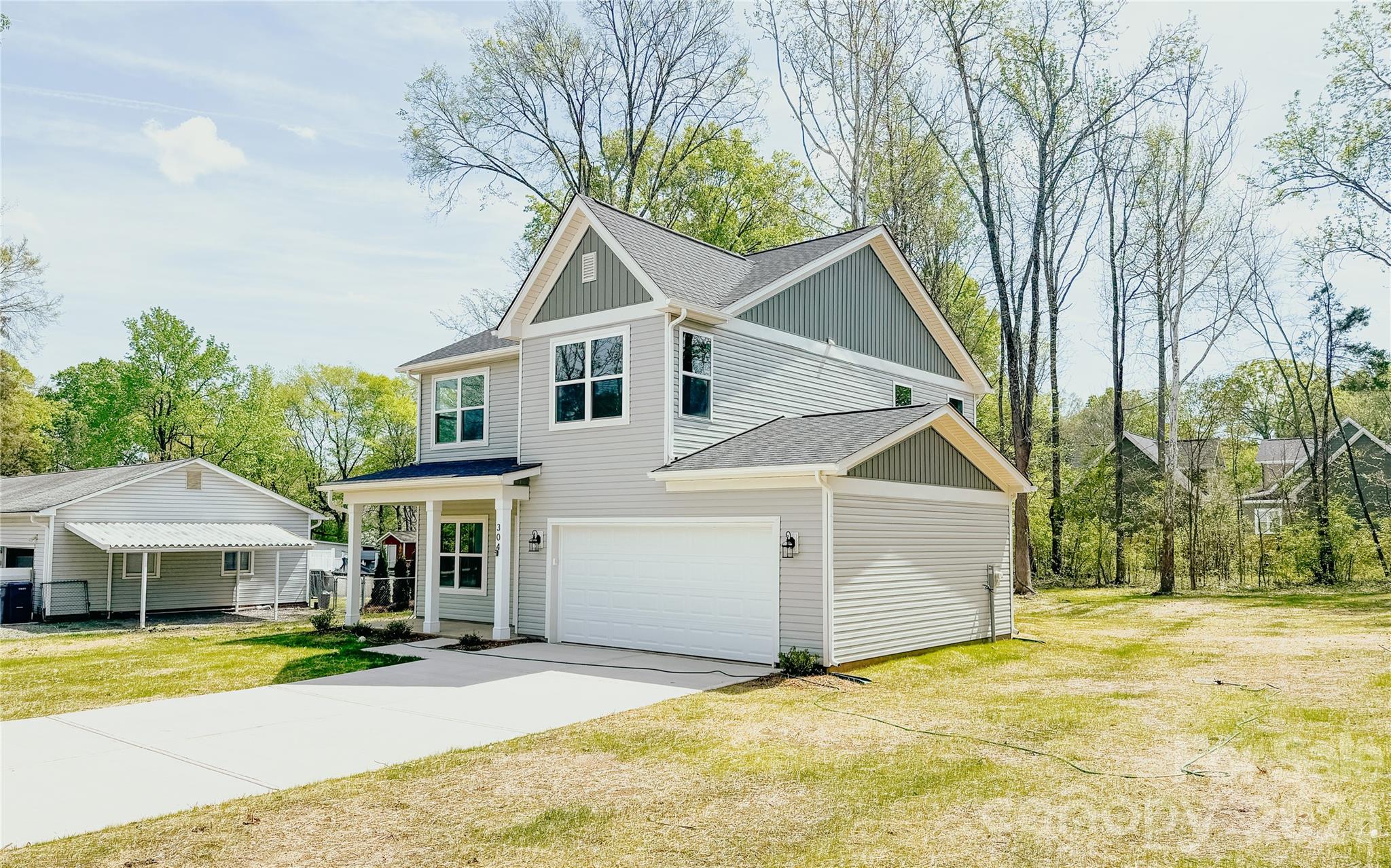 304 Woodside Drive — Harrisburg