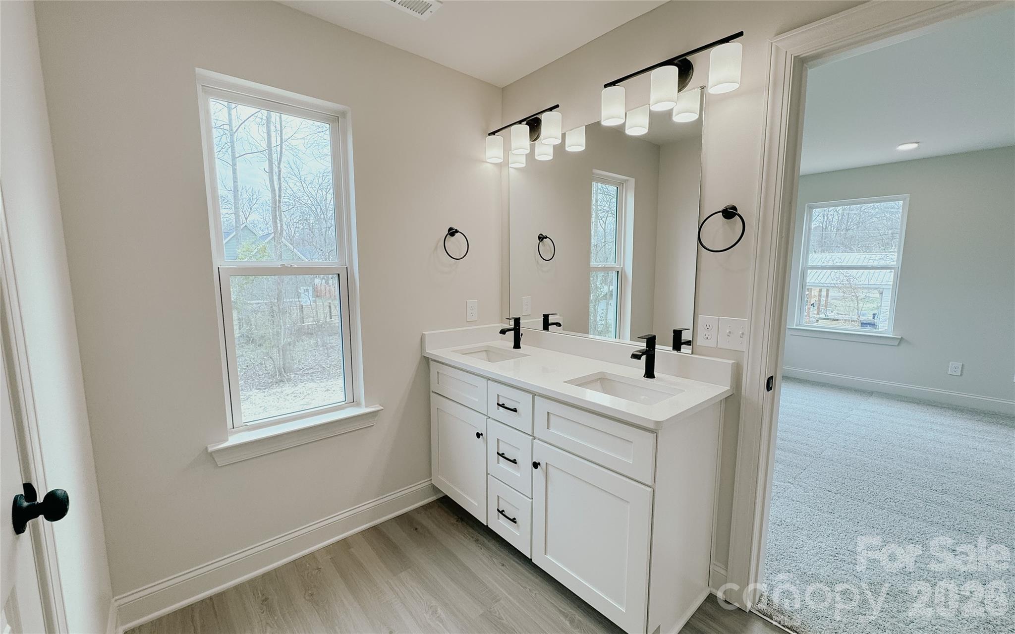 304 Woodside Drive — Harrisburg