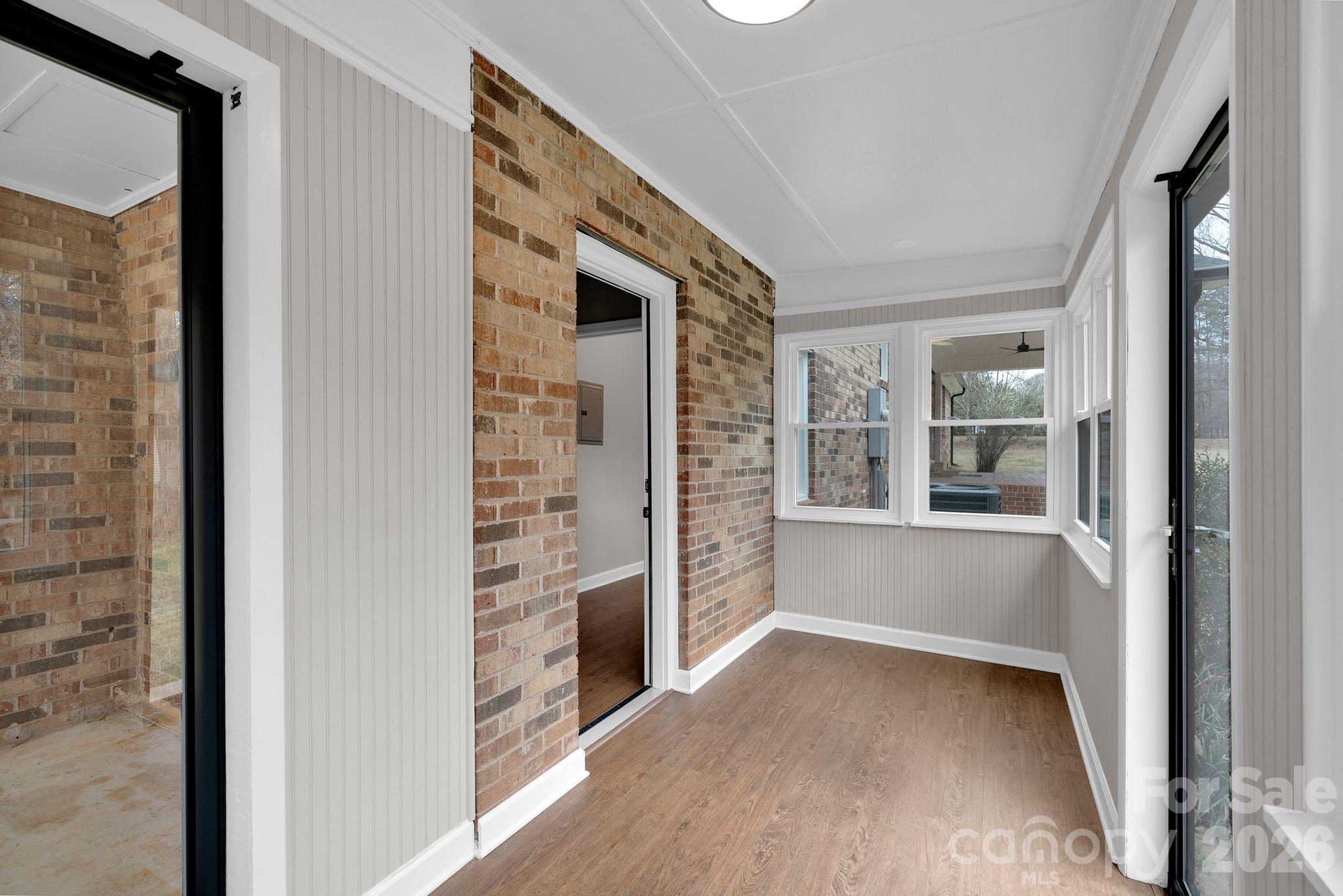 6125 Holland Drive #6 — Clover