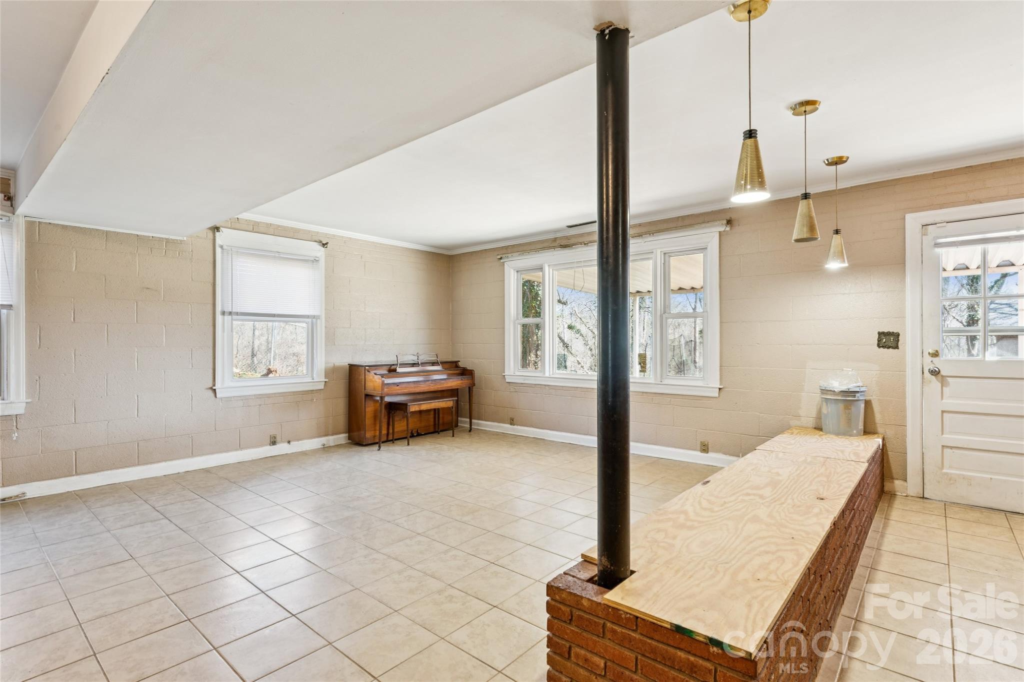 110 Hillcrest Drive — Belmont