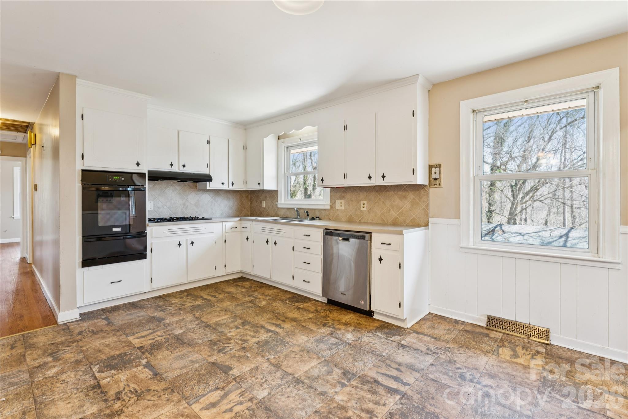 110 Hillcrest Drive — Belmont