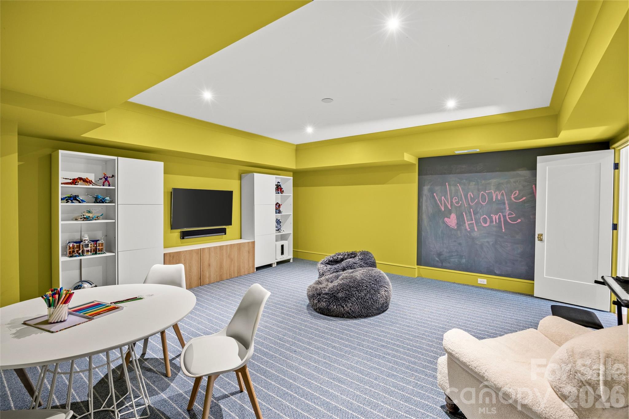 2622 Chelsea Drive — Charlotte