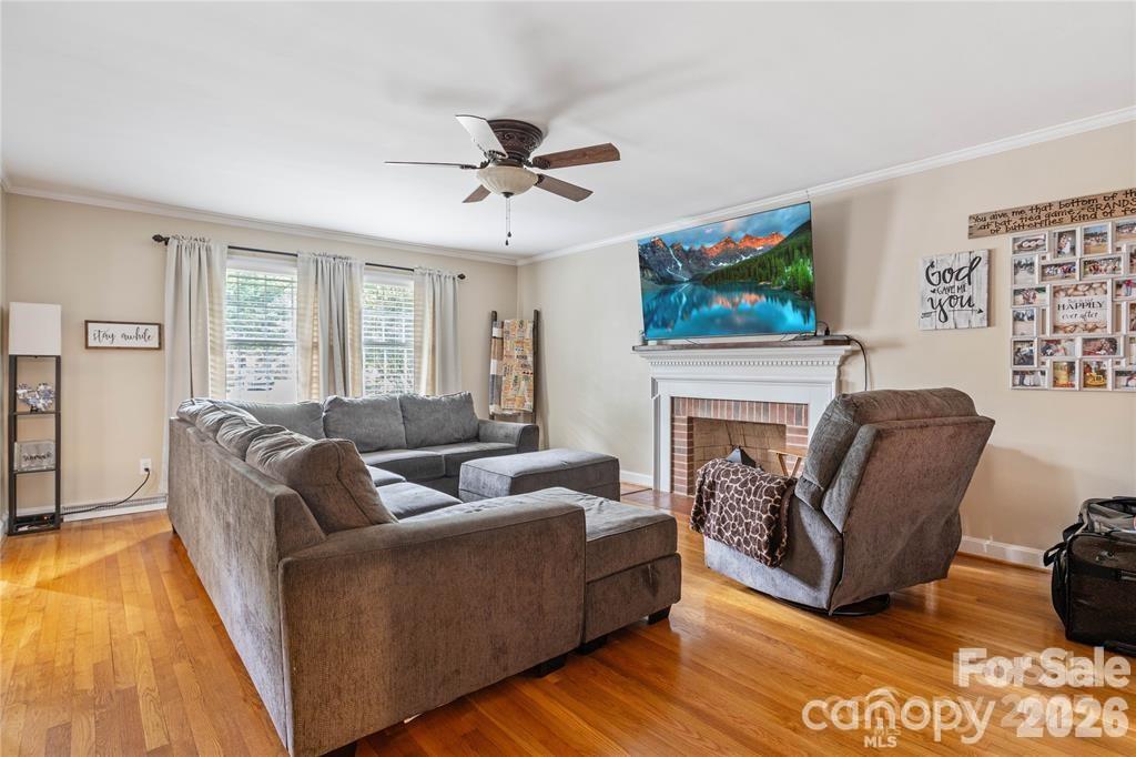 211 General Stonewall Jackson Drive — Stanley
