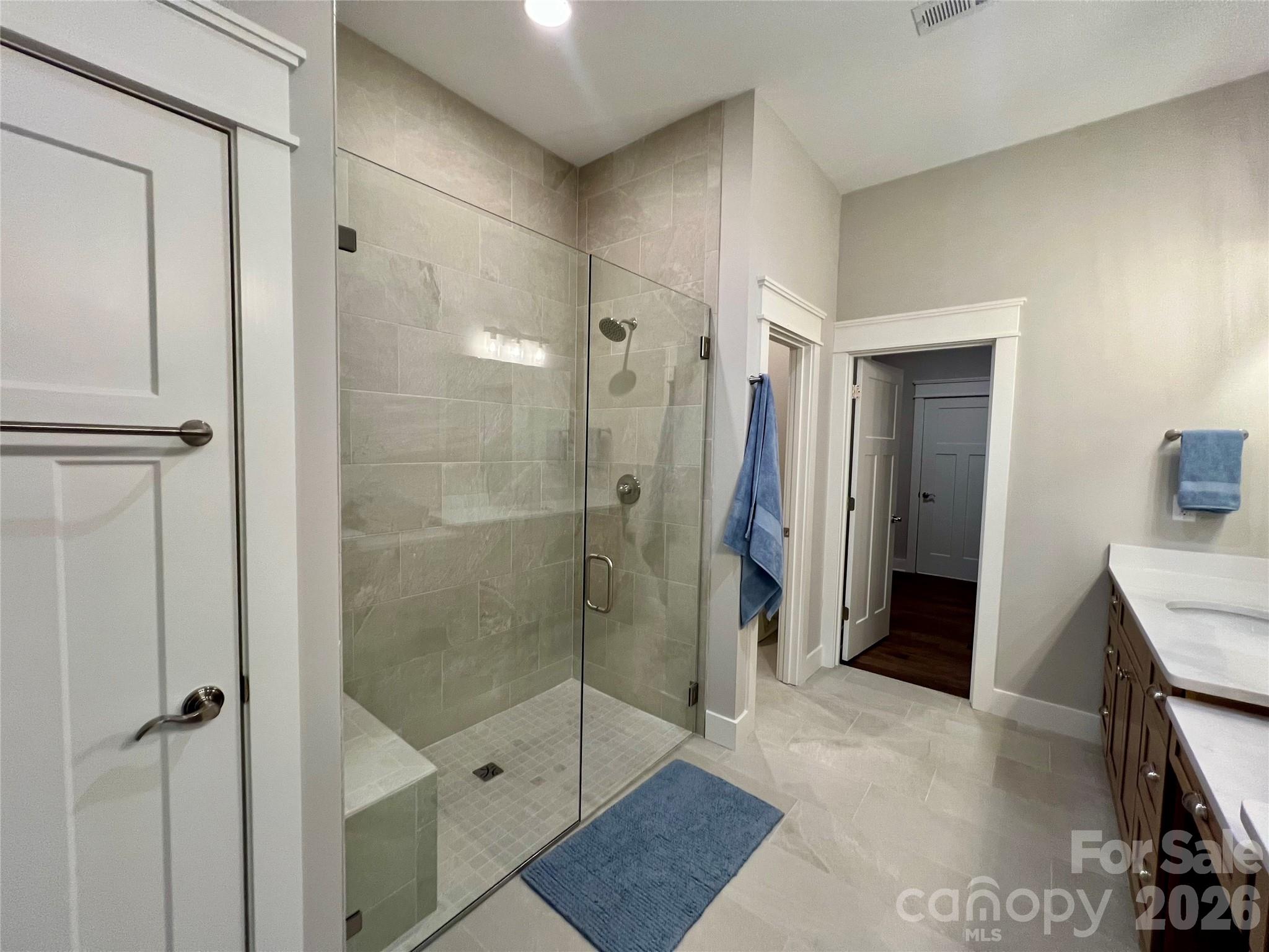 105 Chimney Chase Trail — Hendersonville