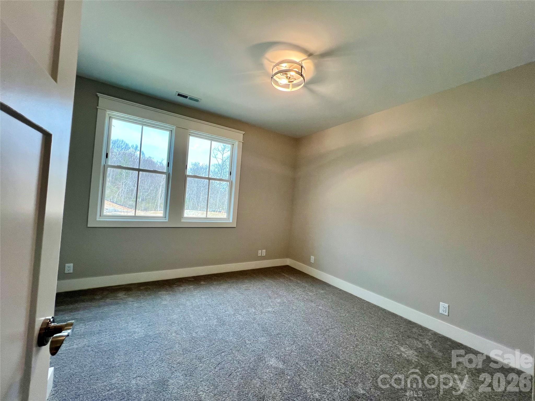 105 Chimney Chase Trail — Hendersonville