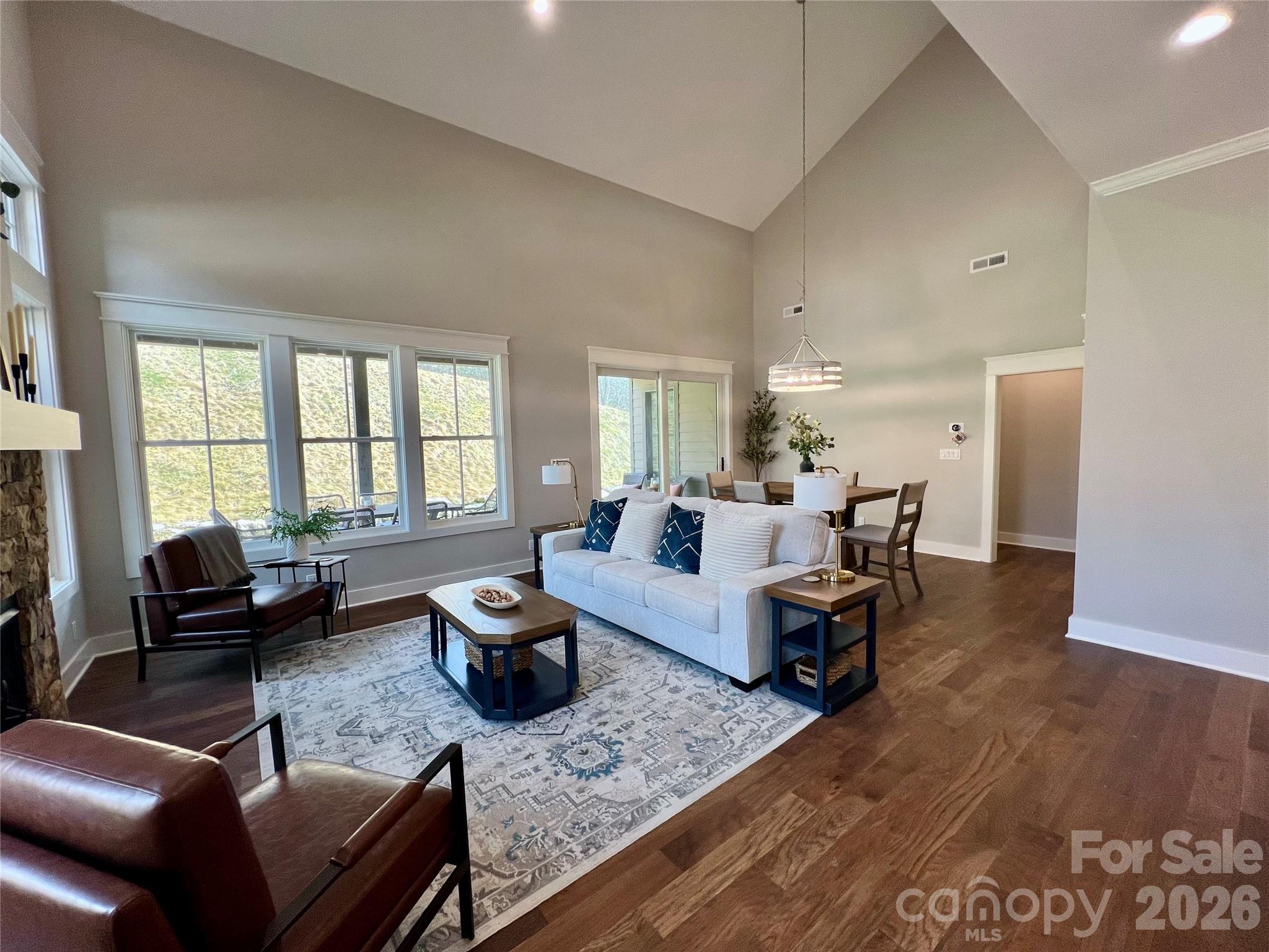 105 Chimney Chase Trail — Hendersonville