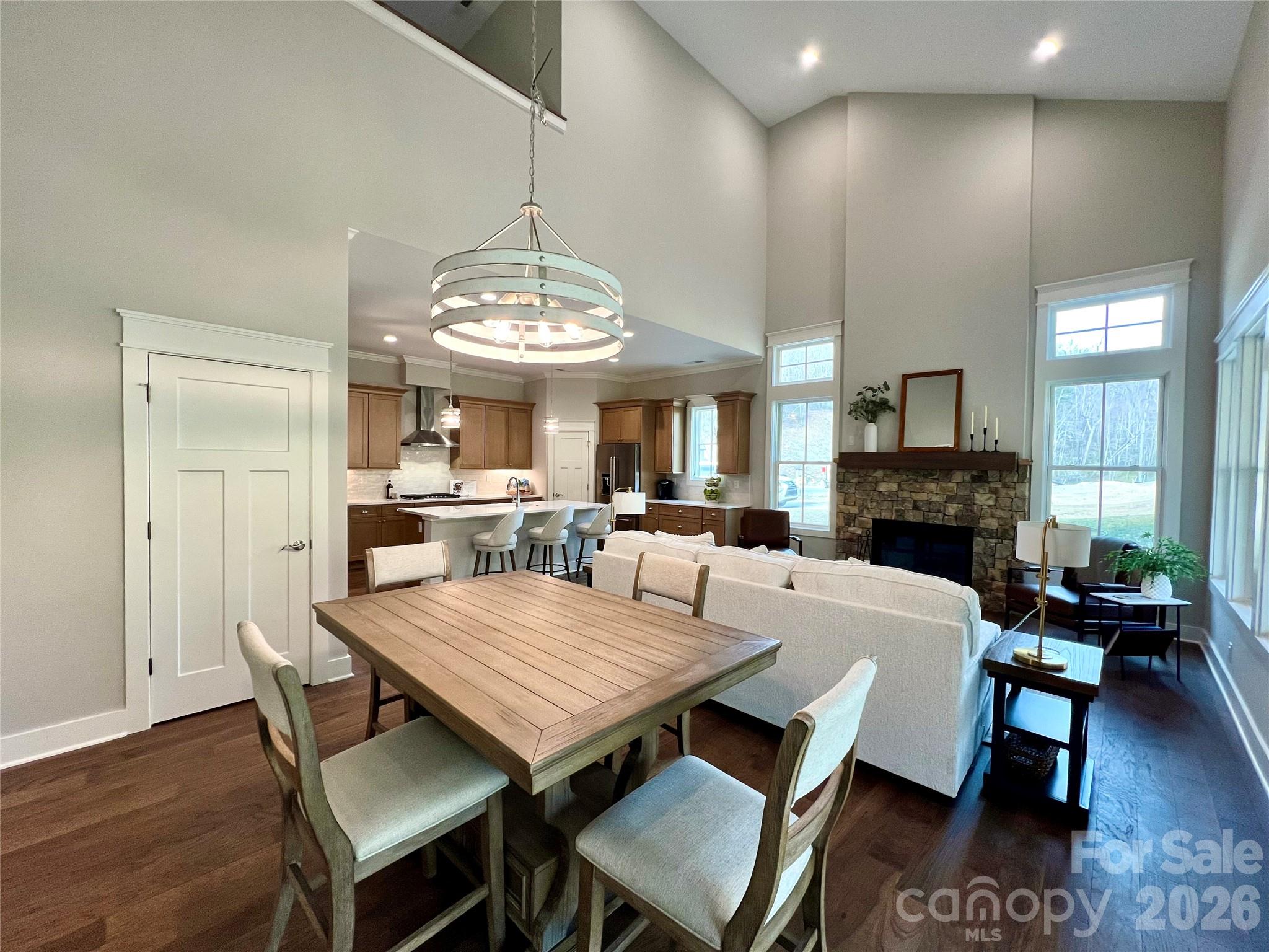 105 Chimney Chase Trail — Hendersonville