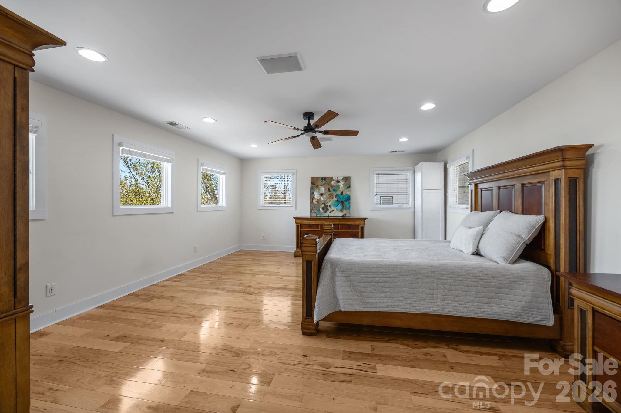 184 High Lake Drive — Statesville