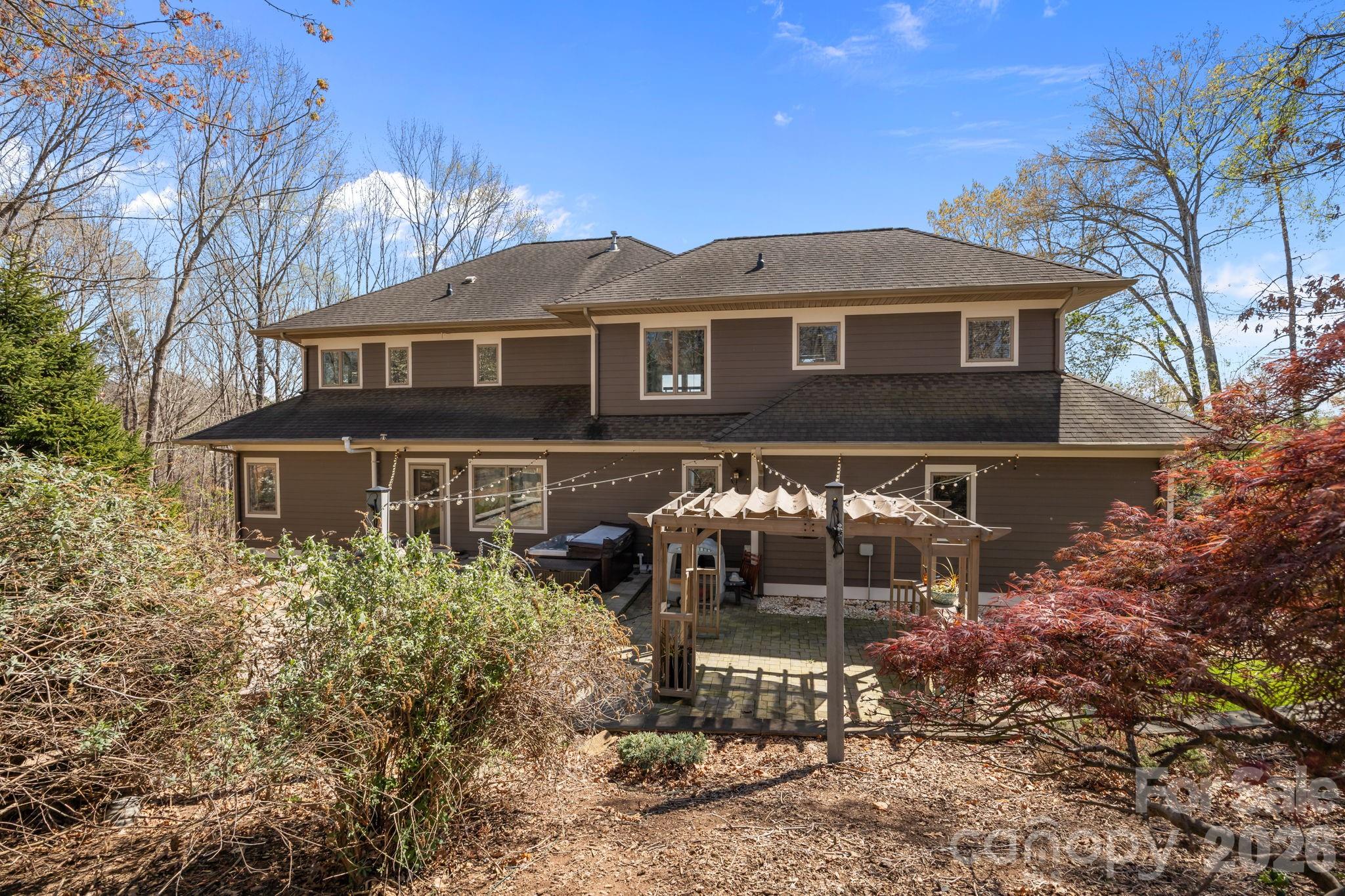 184 High Lake Drive — Statesville
