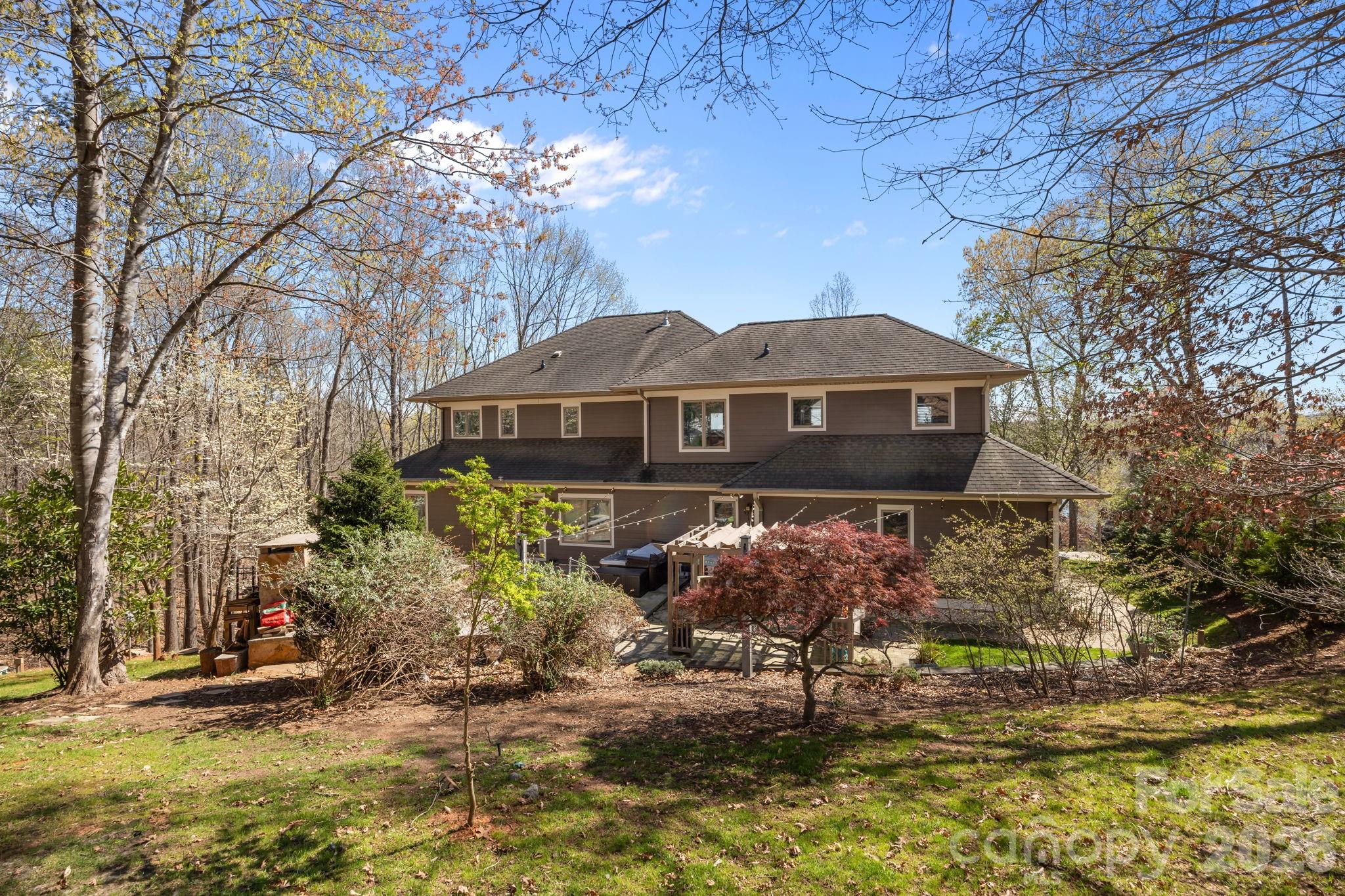 184 High Lake Drive — Statesville