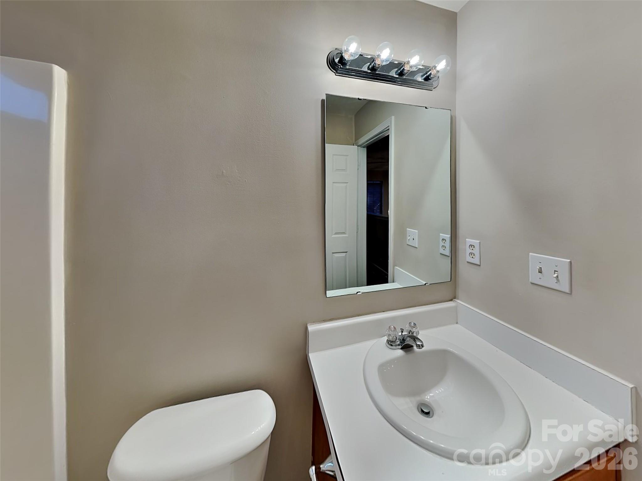 12927 Deaton Hill Drive — Charlotte