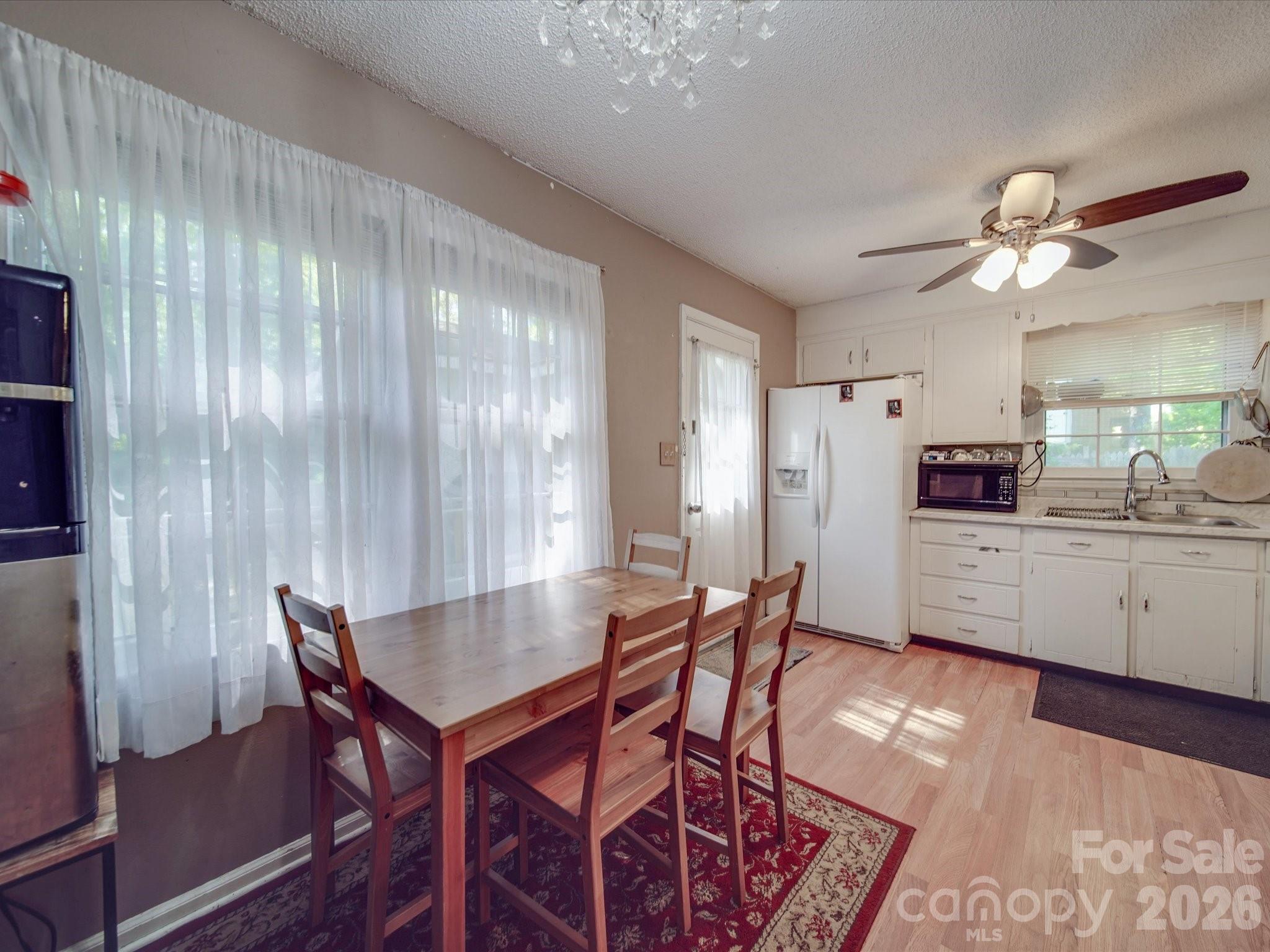 6820 Elm Forest Drive — Charlotte