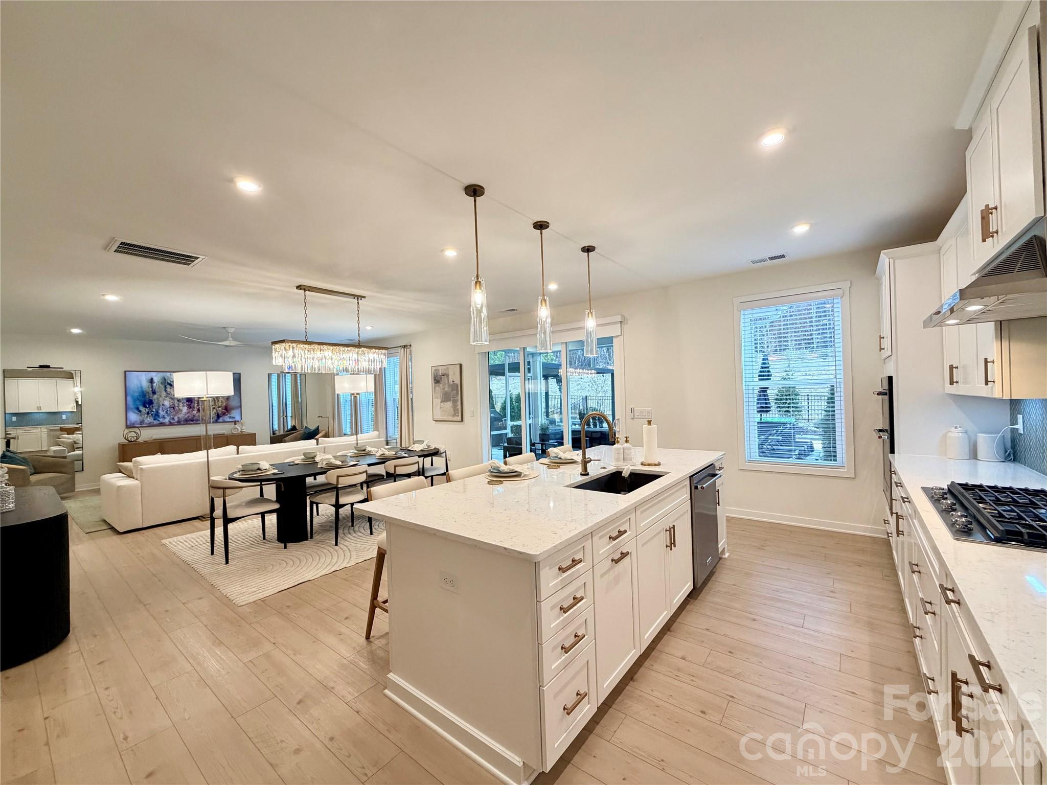 5212 Glenwalk Drive — Charlotte