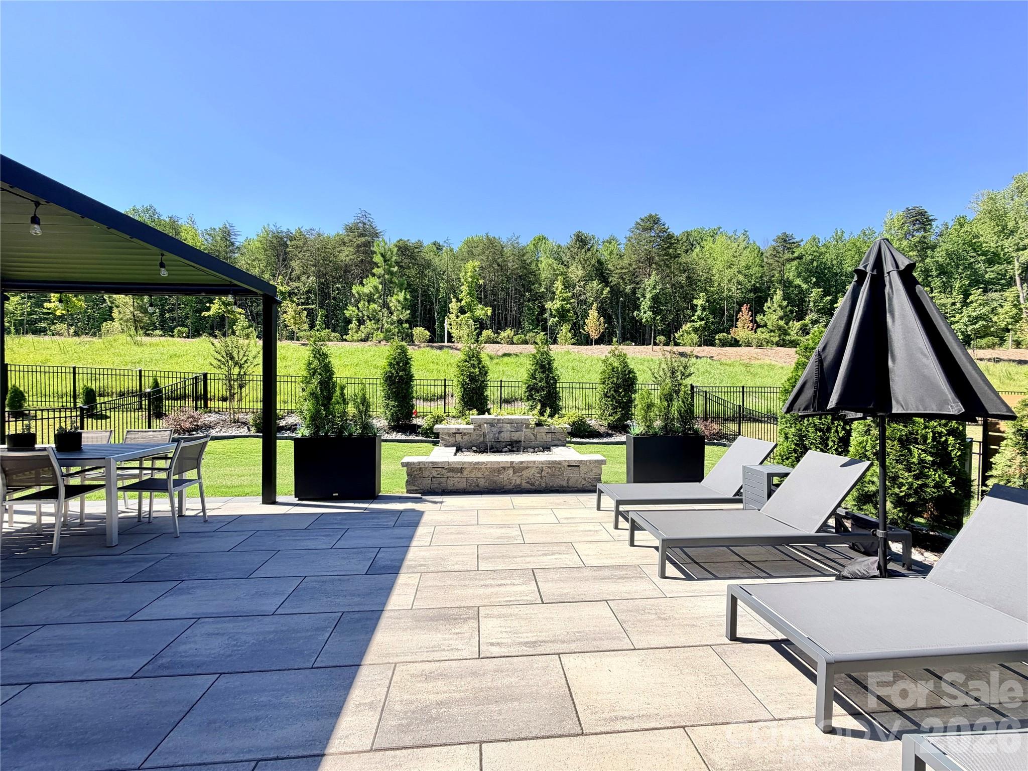 5212 Glenwalk Drive — Charlotte