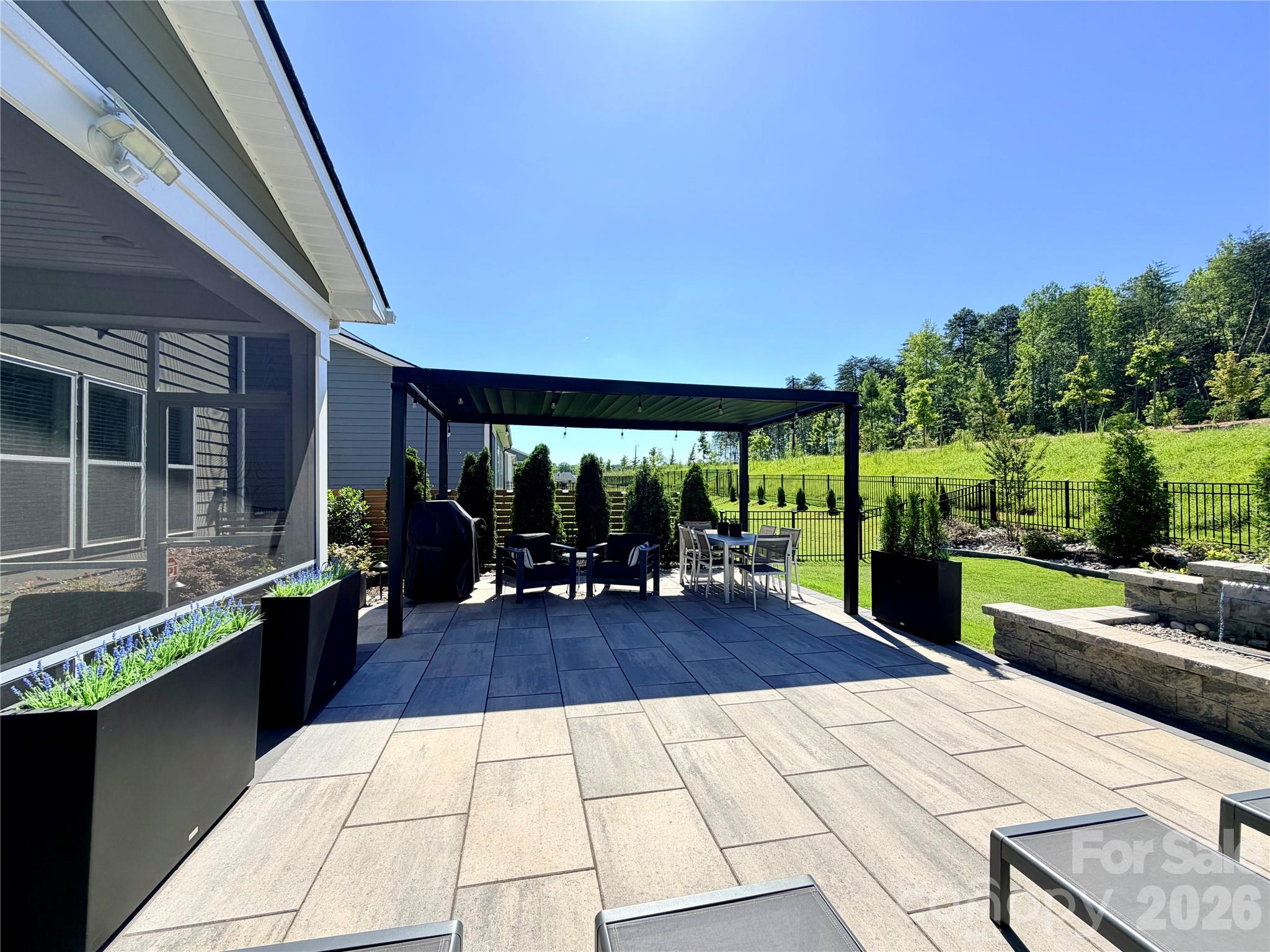 5212 Glenwalk Drive — Charlotte