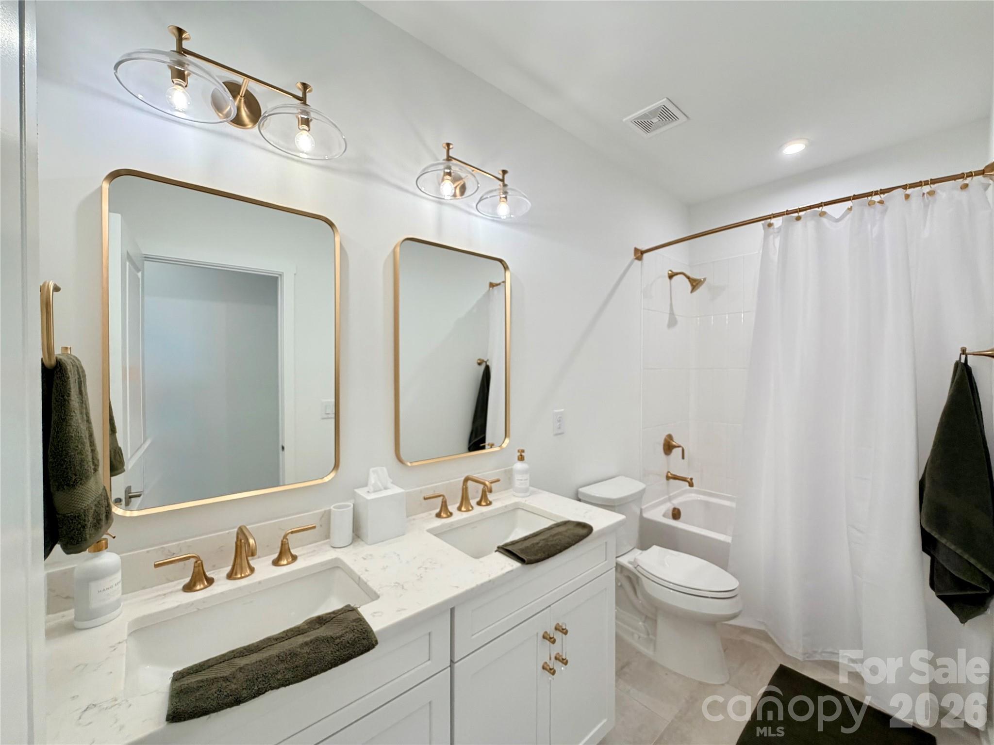 5212 Glenwalk Drive — Charlotte