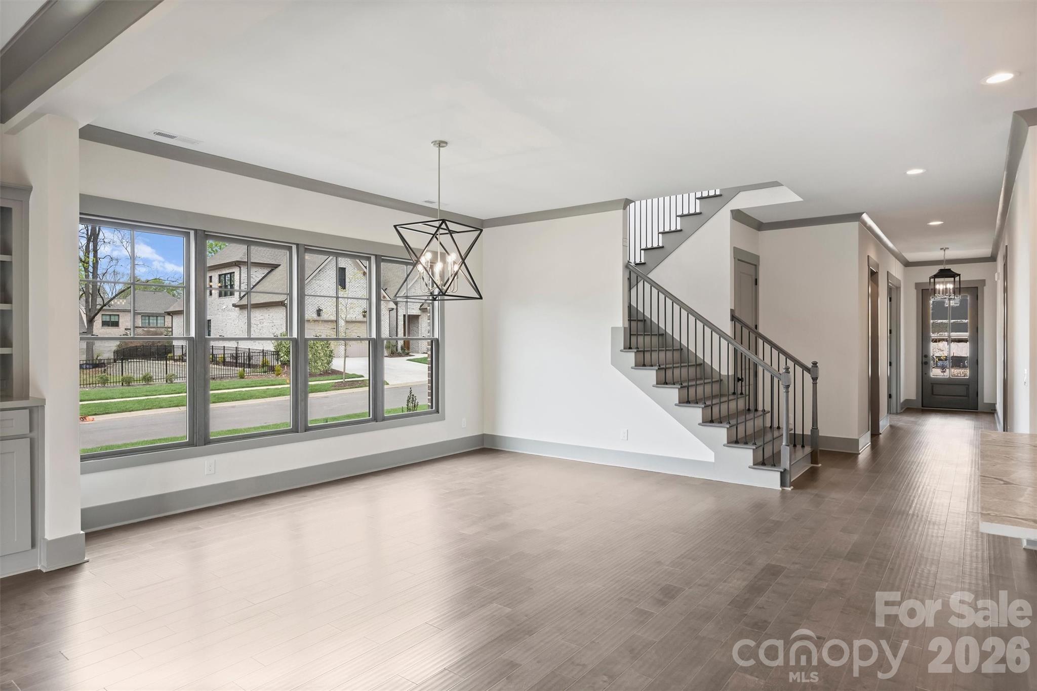 8159 Fairview Road — Charlotte