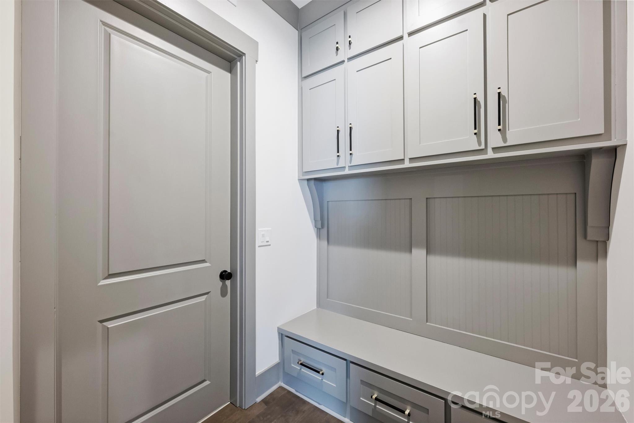 8159 Fairview Road — Charlotte