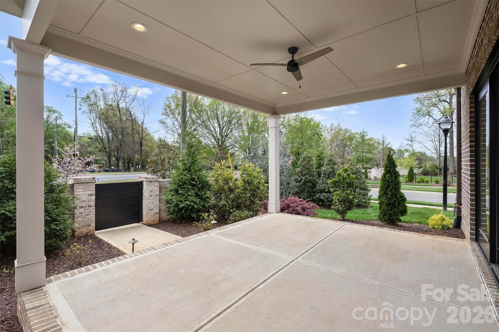8159 Fairview Road — Charlotte