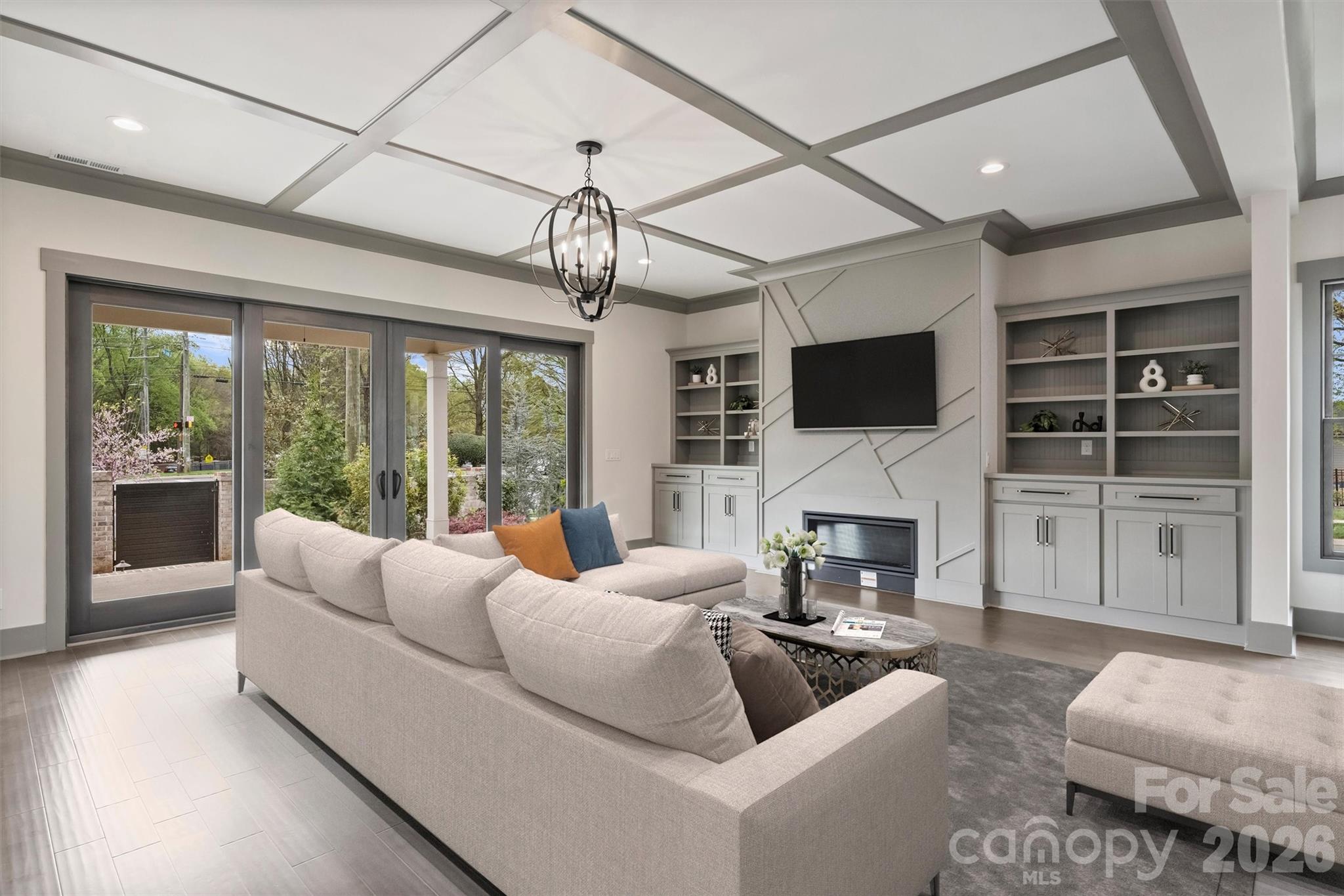 8159 Fairview Road — Charlotte