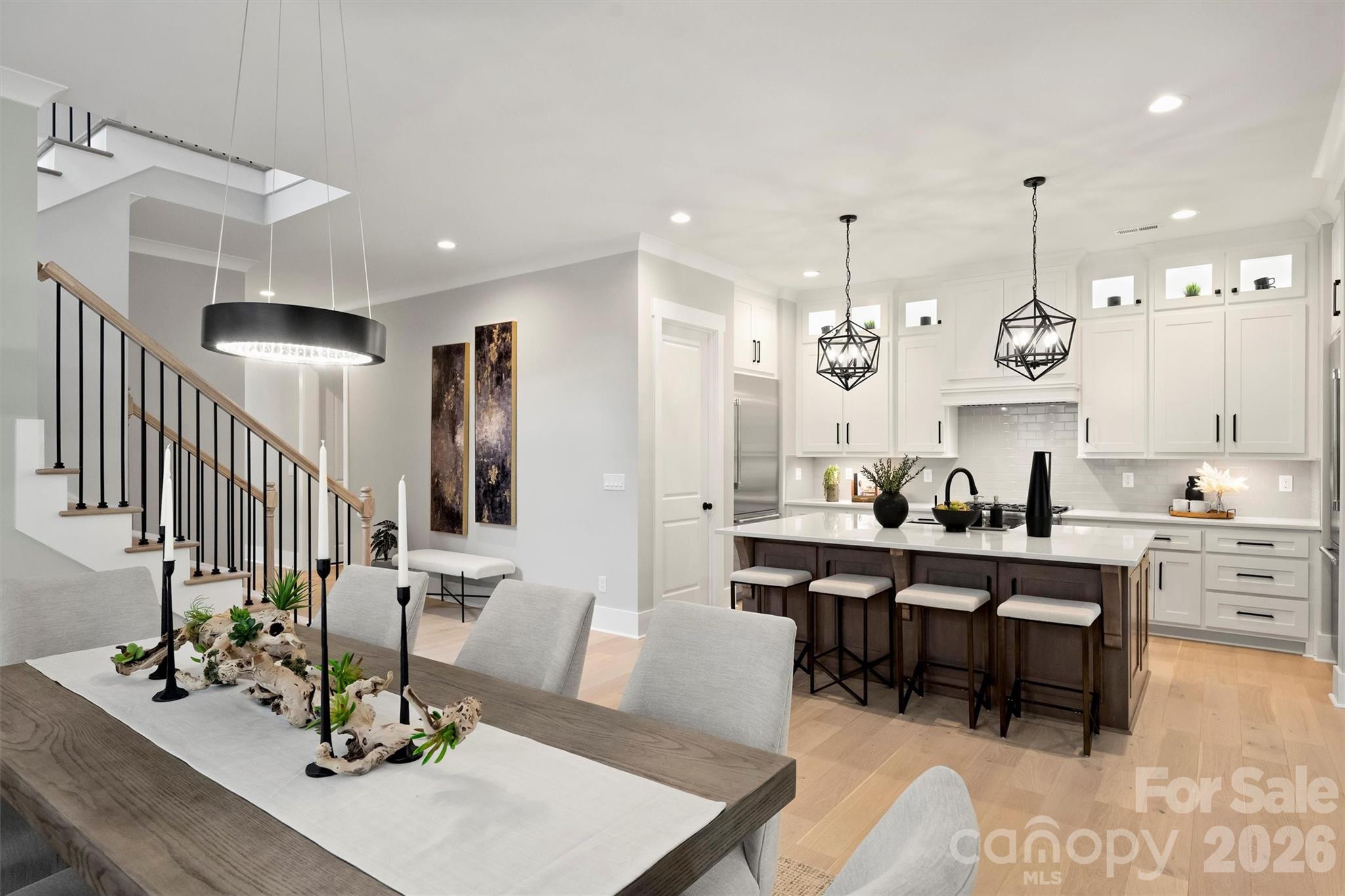 8163 Fairview Road — Charlotte