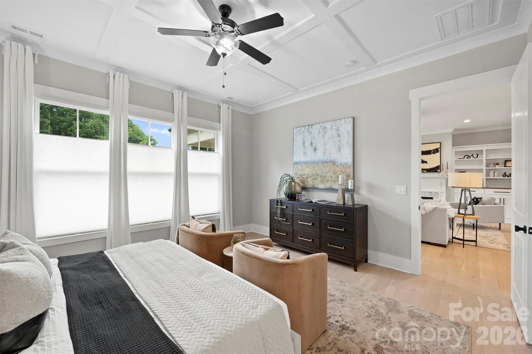 8163 Fairview Road — Charlotte