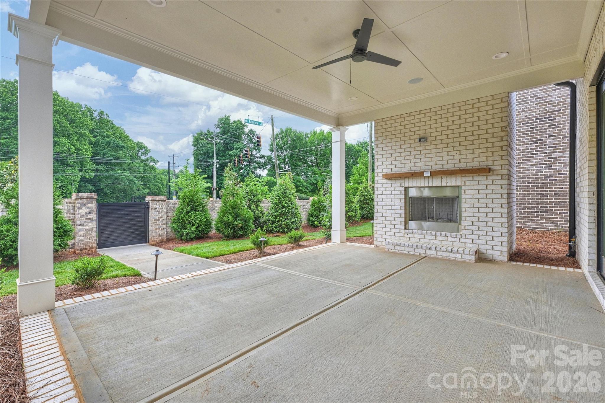 8163 Fairview Road — Charlotte