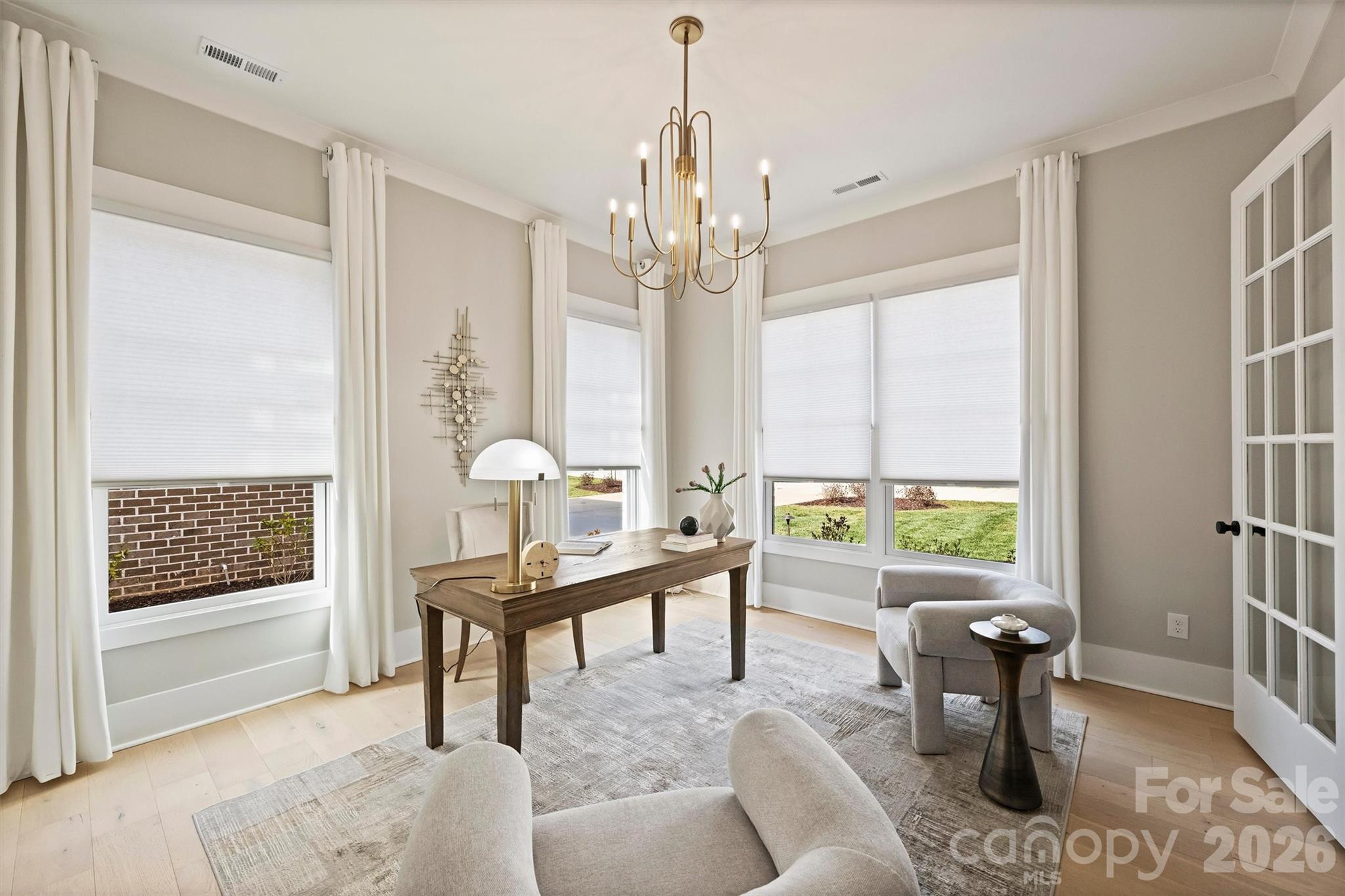 8163 Fairview Road — Charlotte