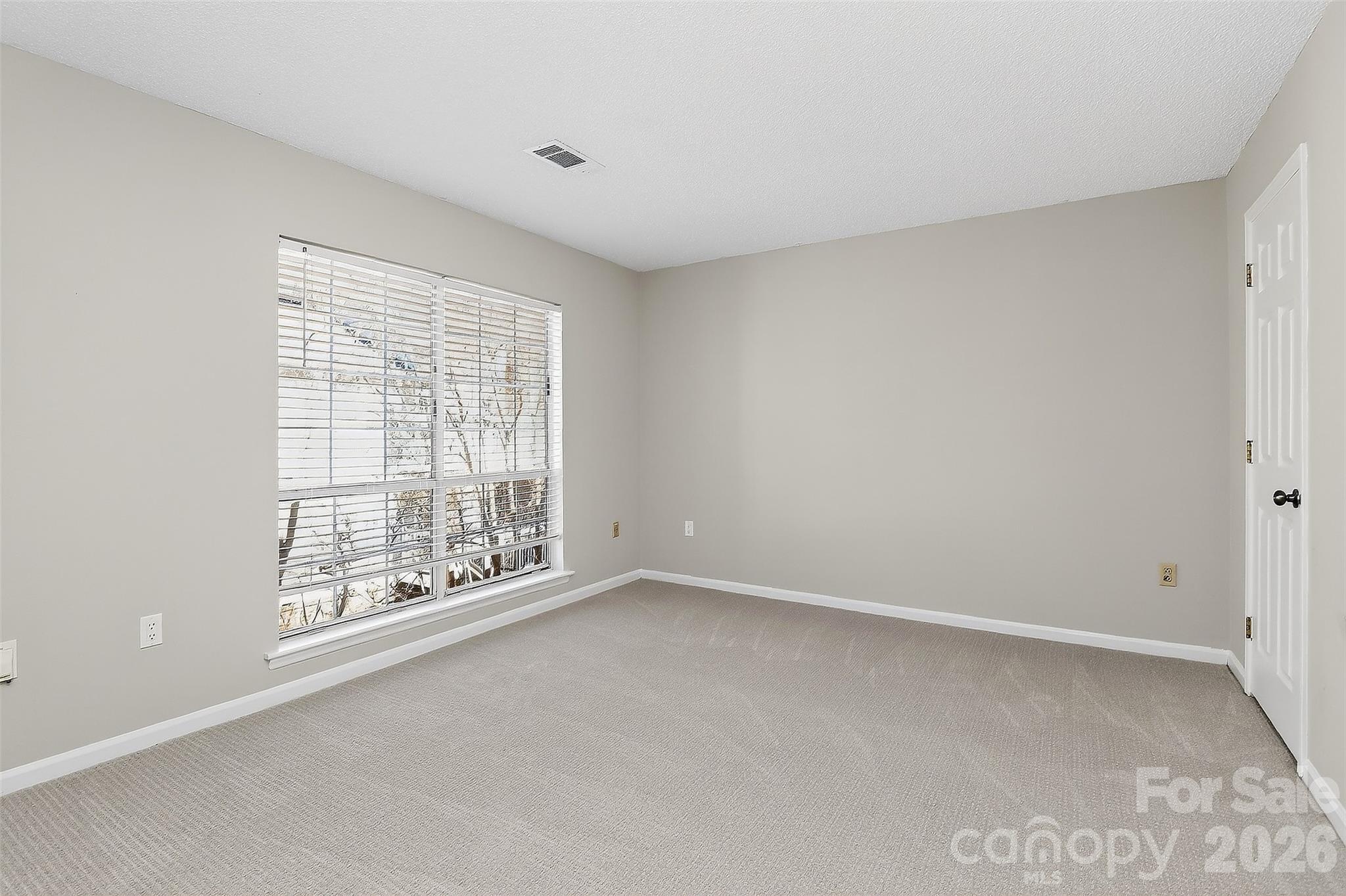 5009 Sharon Road #C — Charlotte