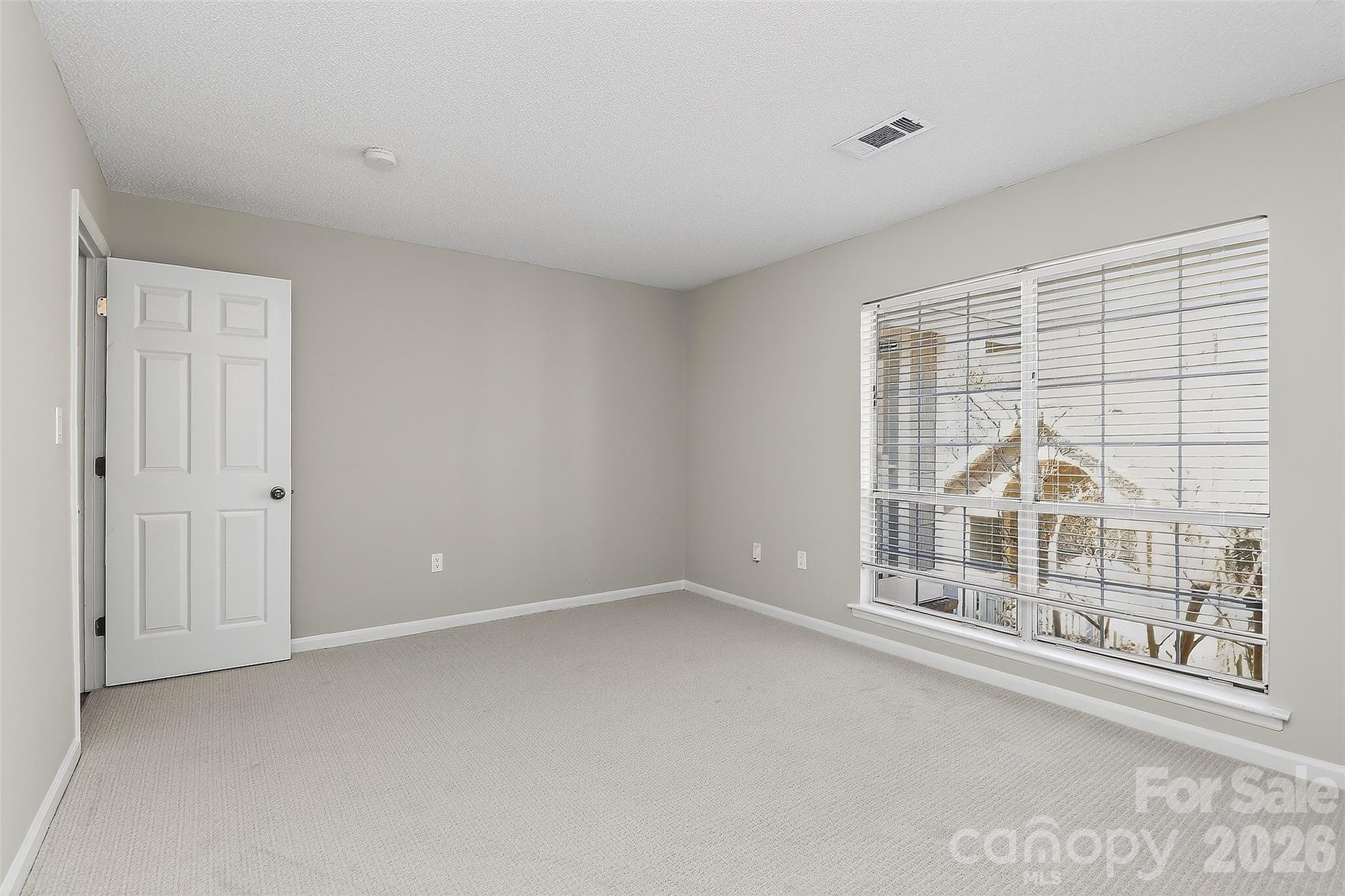 5009 Sharon Road #C — Charlotte