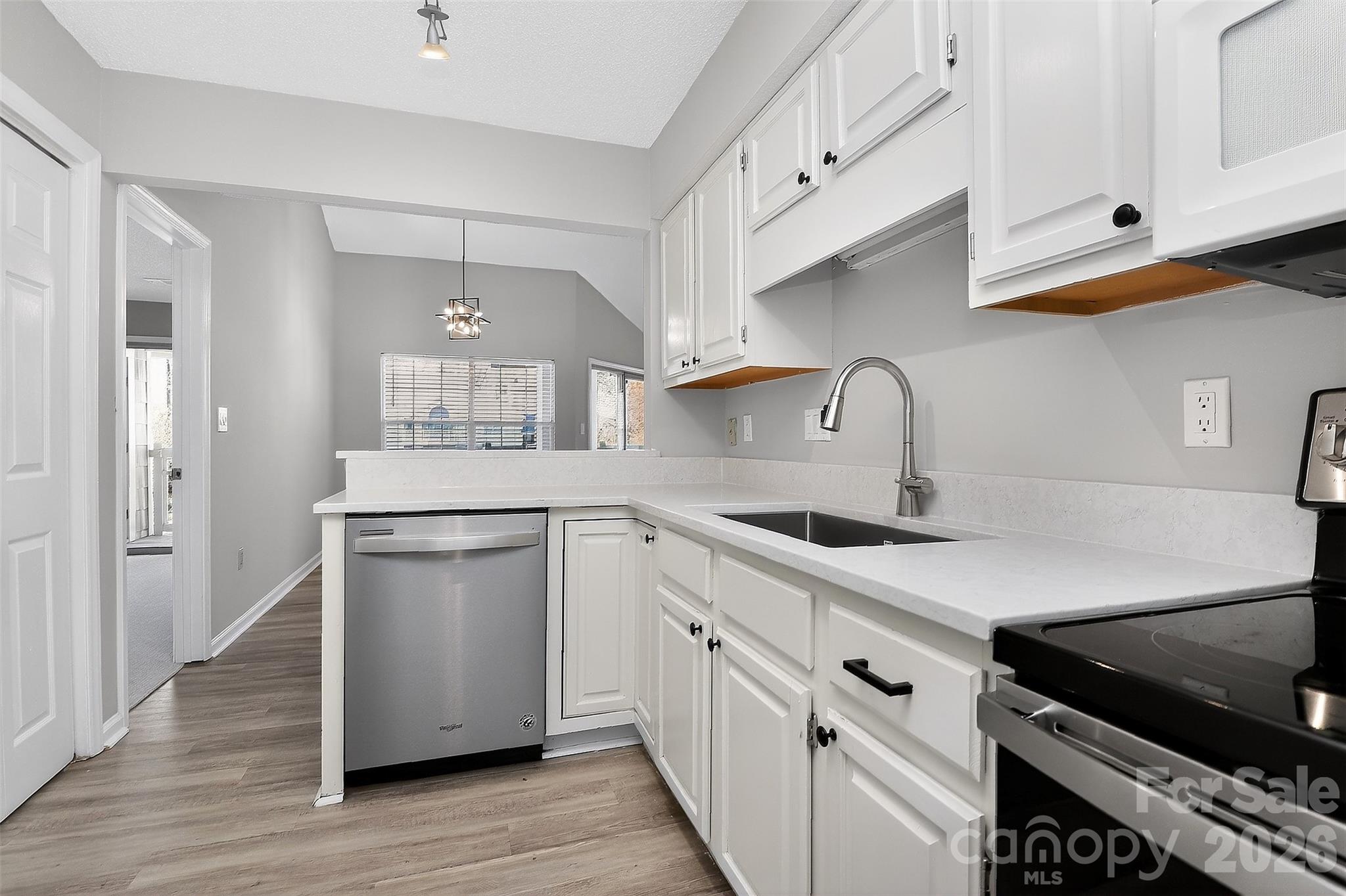5009 Sharon Road #C — Charlotte