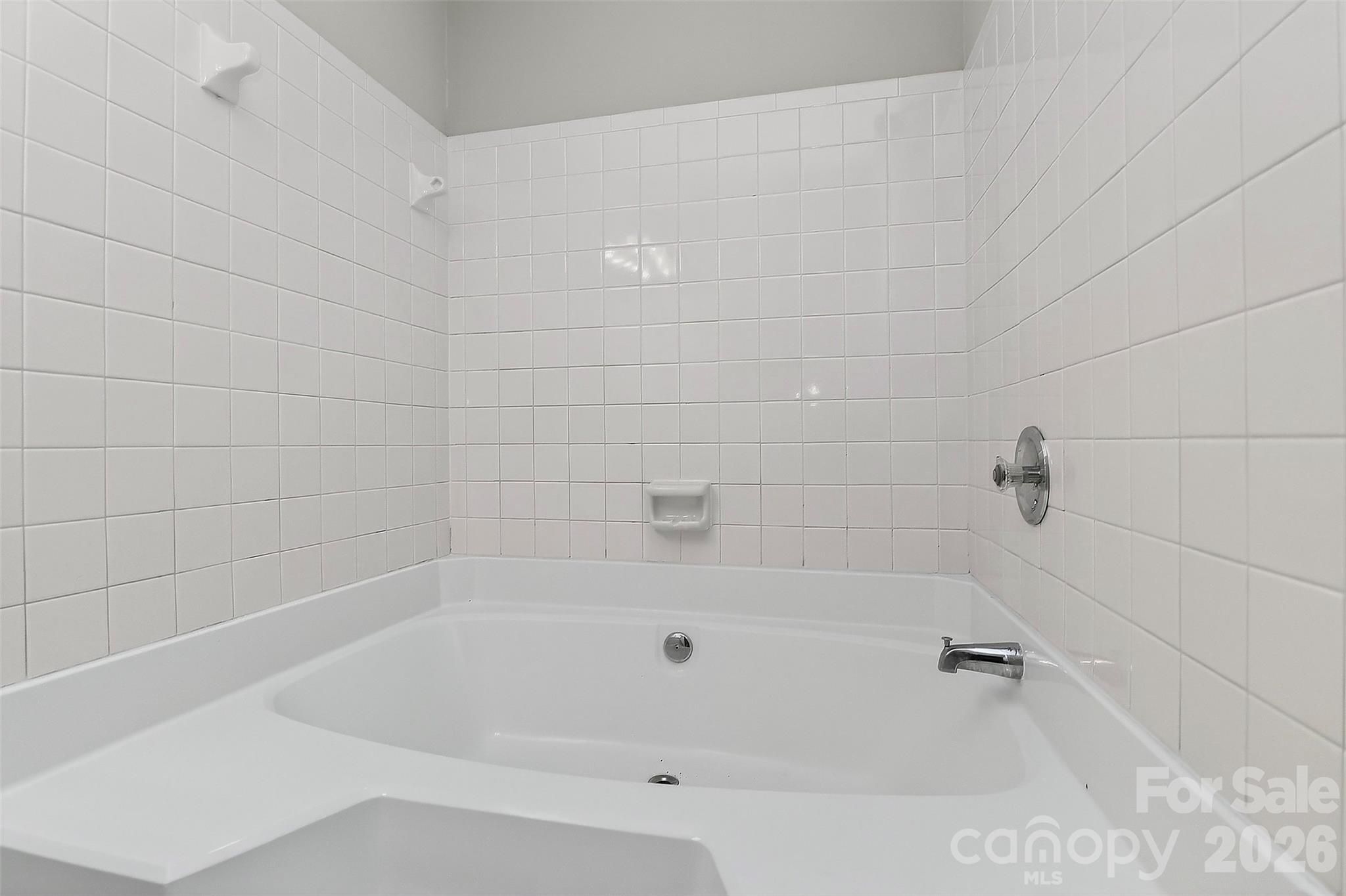 5009 Sharon Road #C — Charlotte