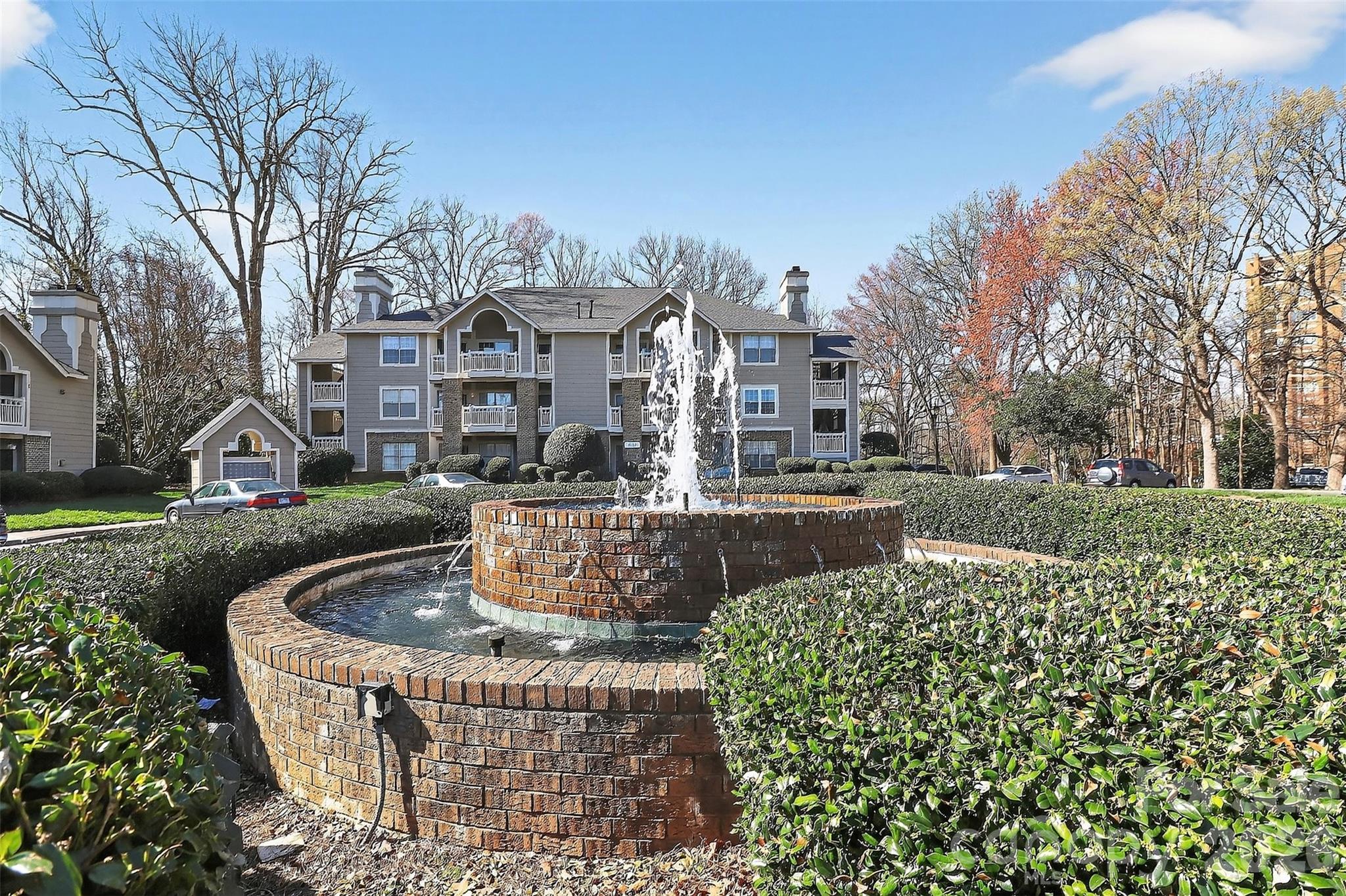 5009 Sharon Road #C — Charlotte