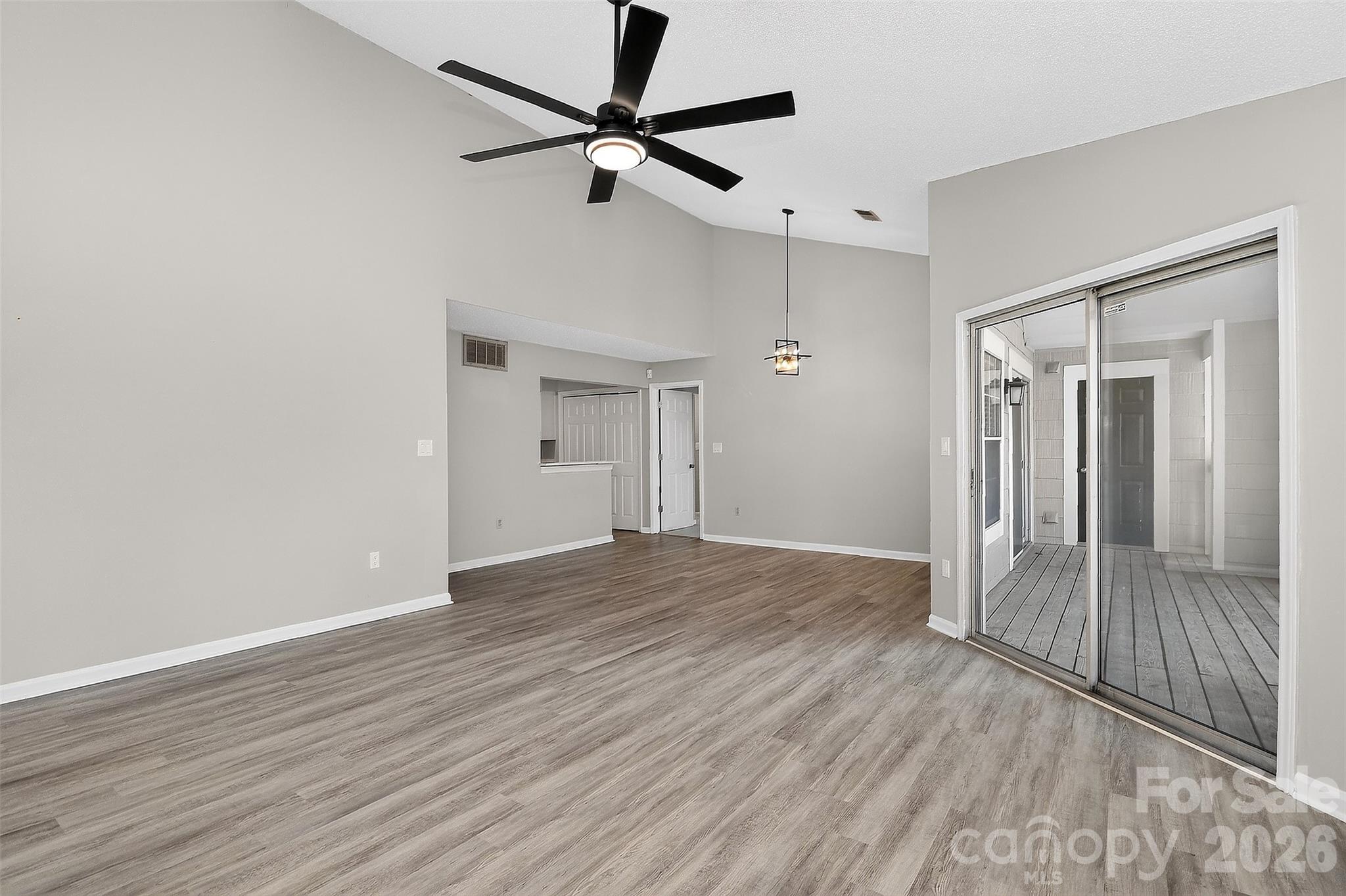 5009 Sharon Road #C — Charlotte