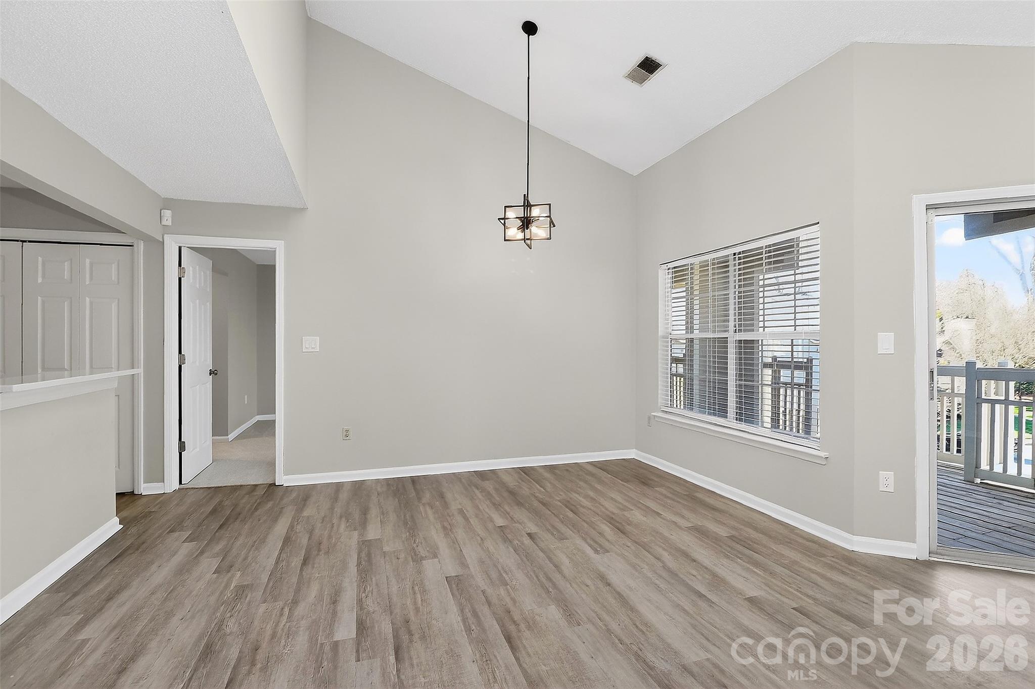 5009 Sharon Road #C — Charlotte