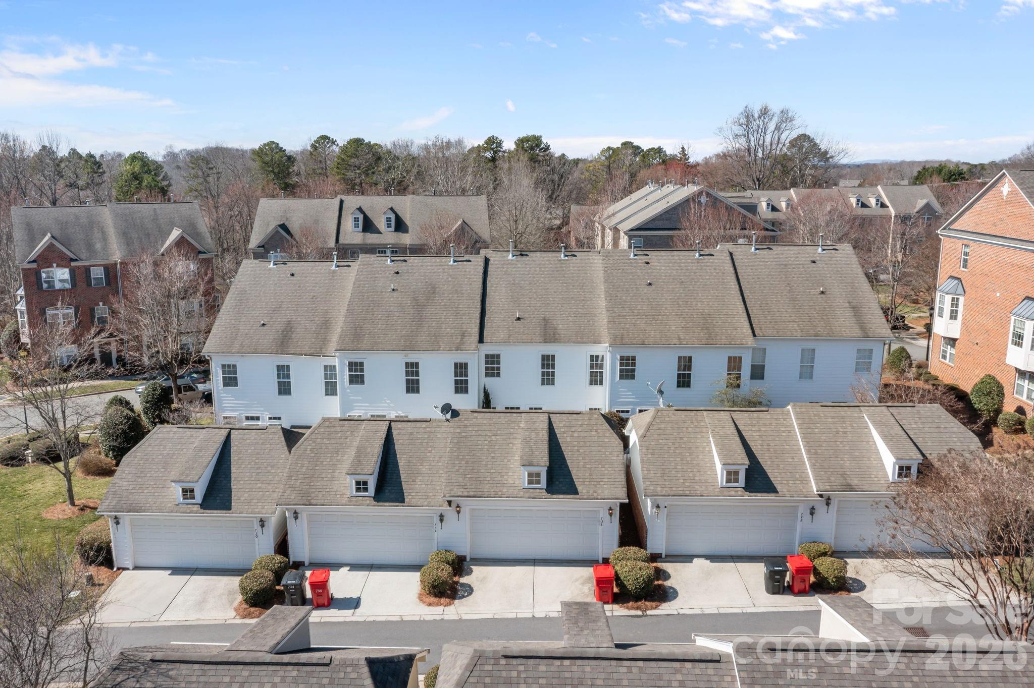 738 Naramore Street — Davidson