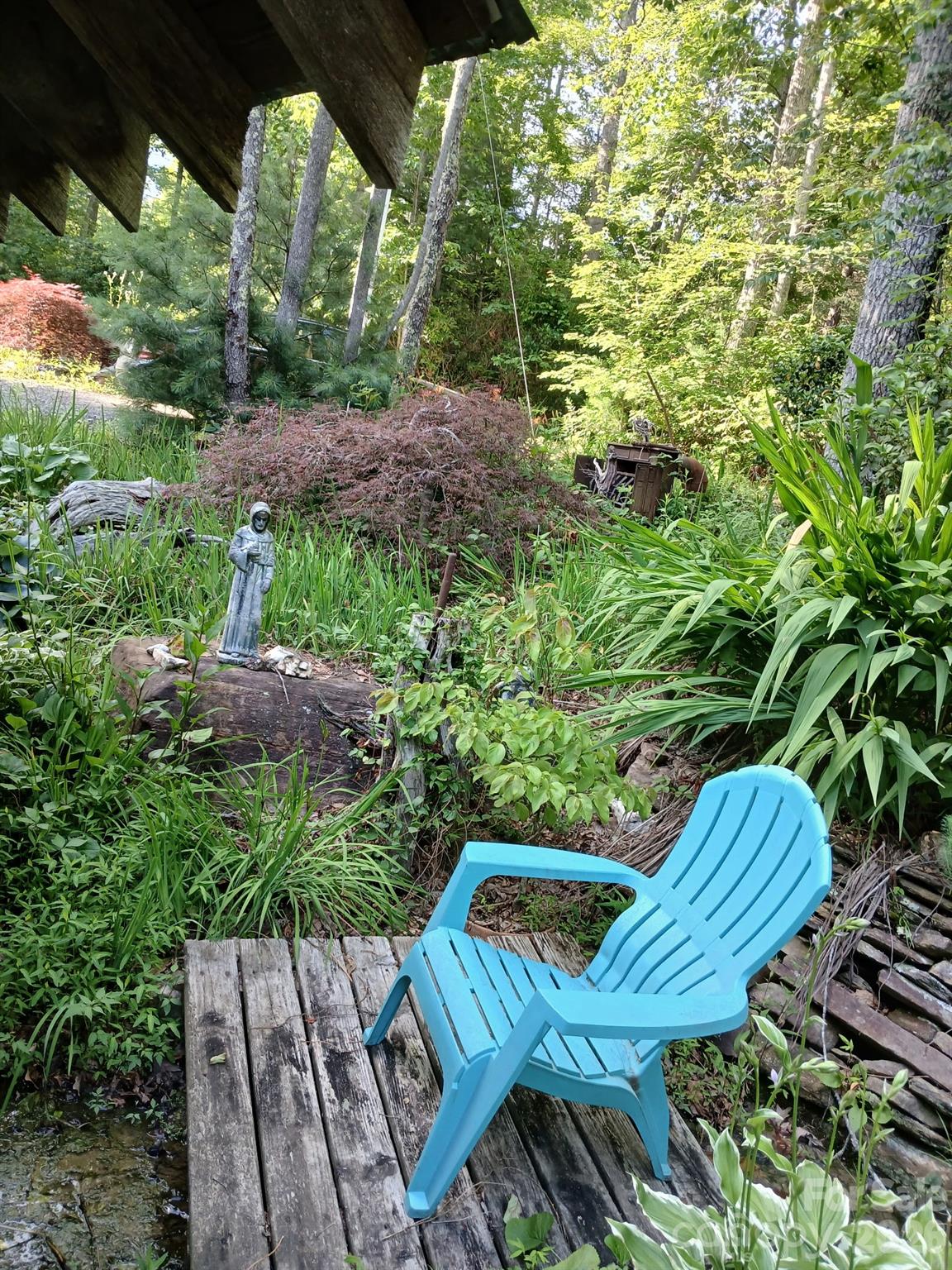 1694 Humpback Mountain Road — Spruce Pine