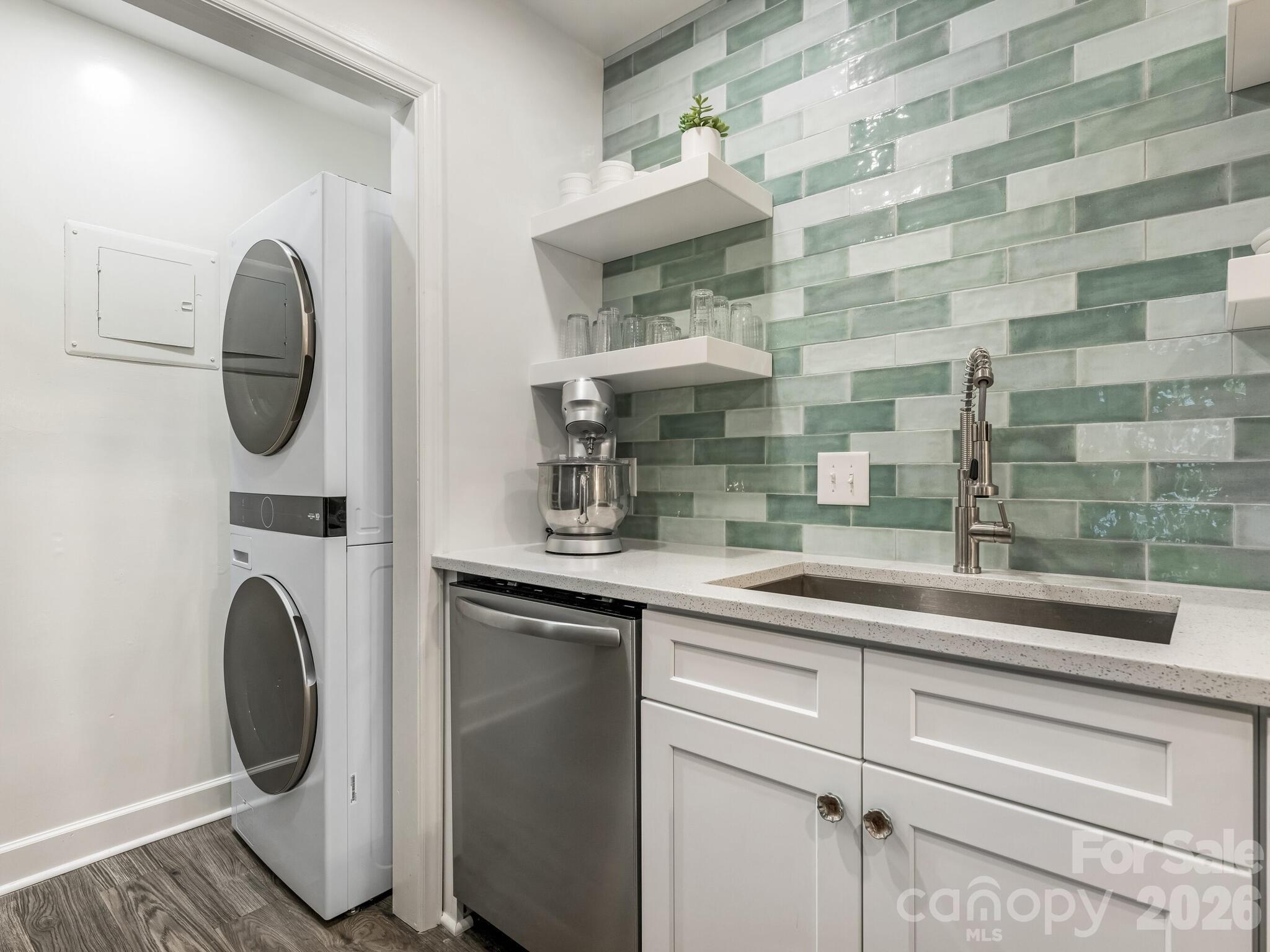 1612 Sharon Road W #68 — Charlotte