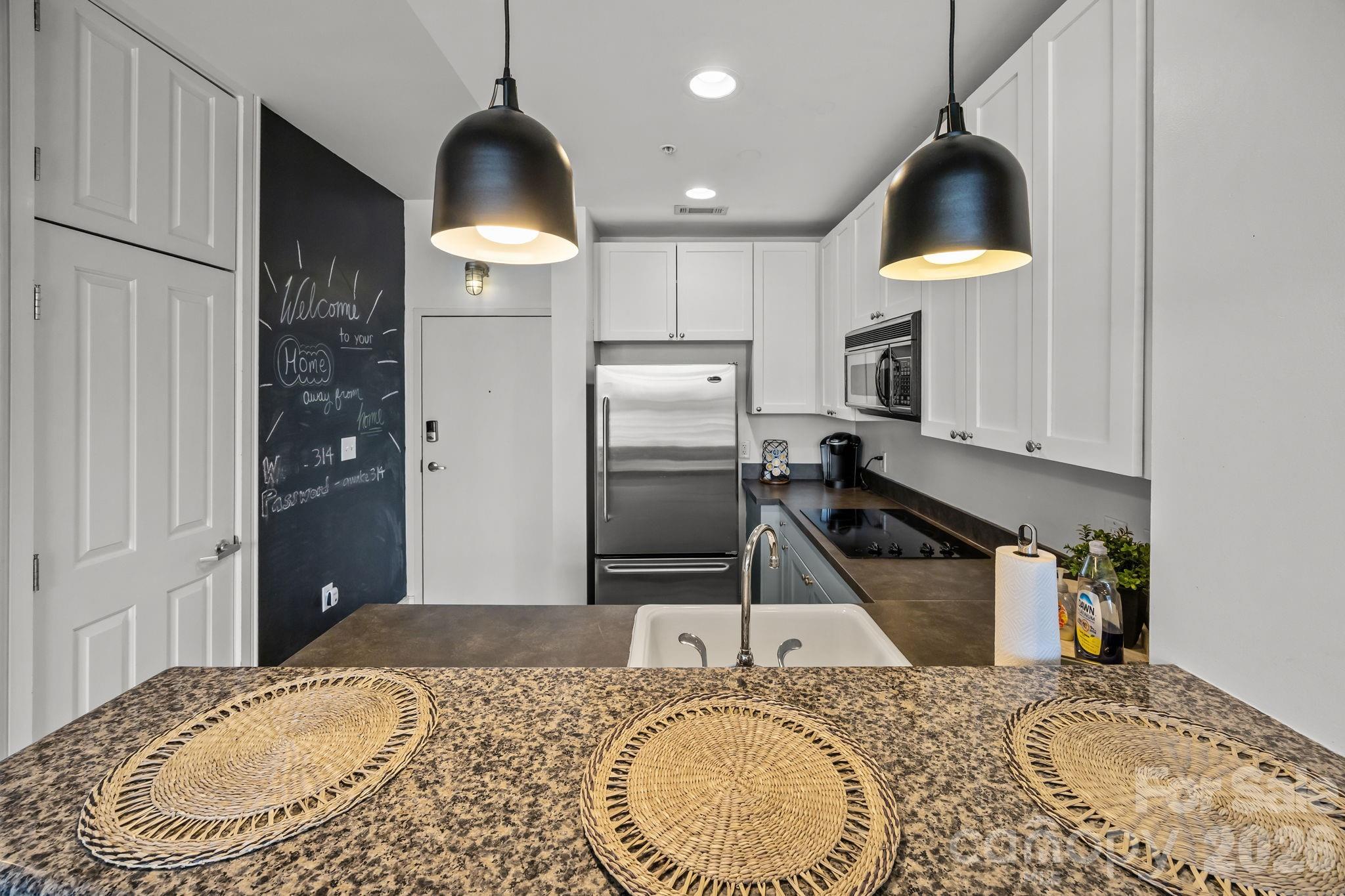 710 W Trade Street #314 — Charlotte