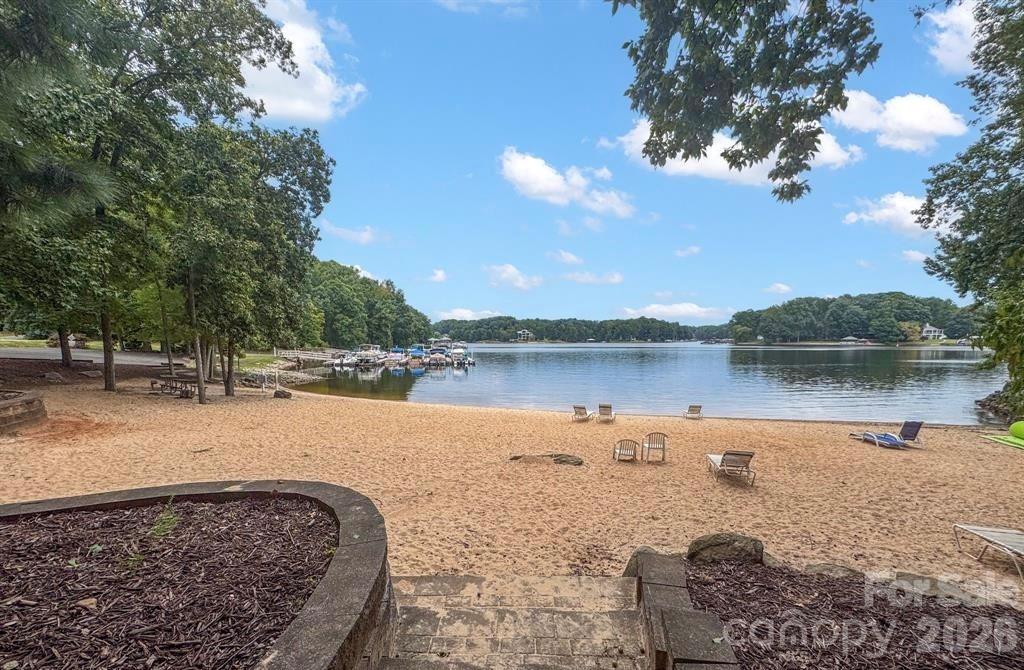 113 Palmer Marsh Place — Mooresville
