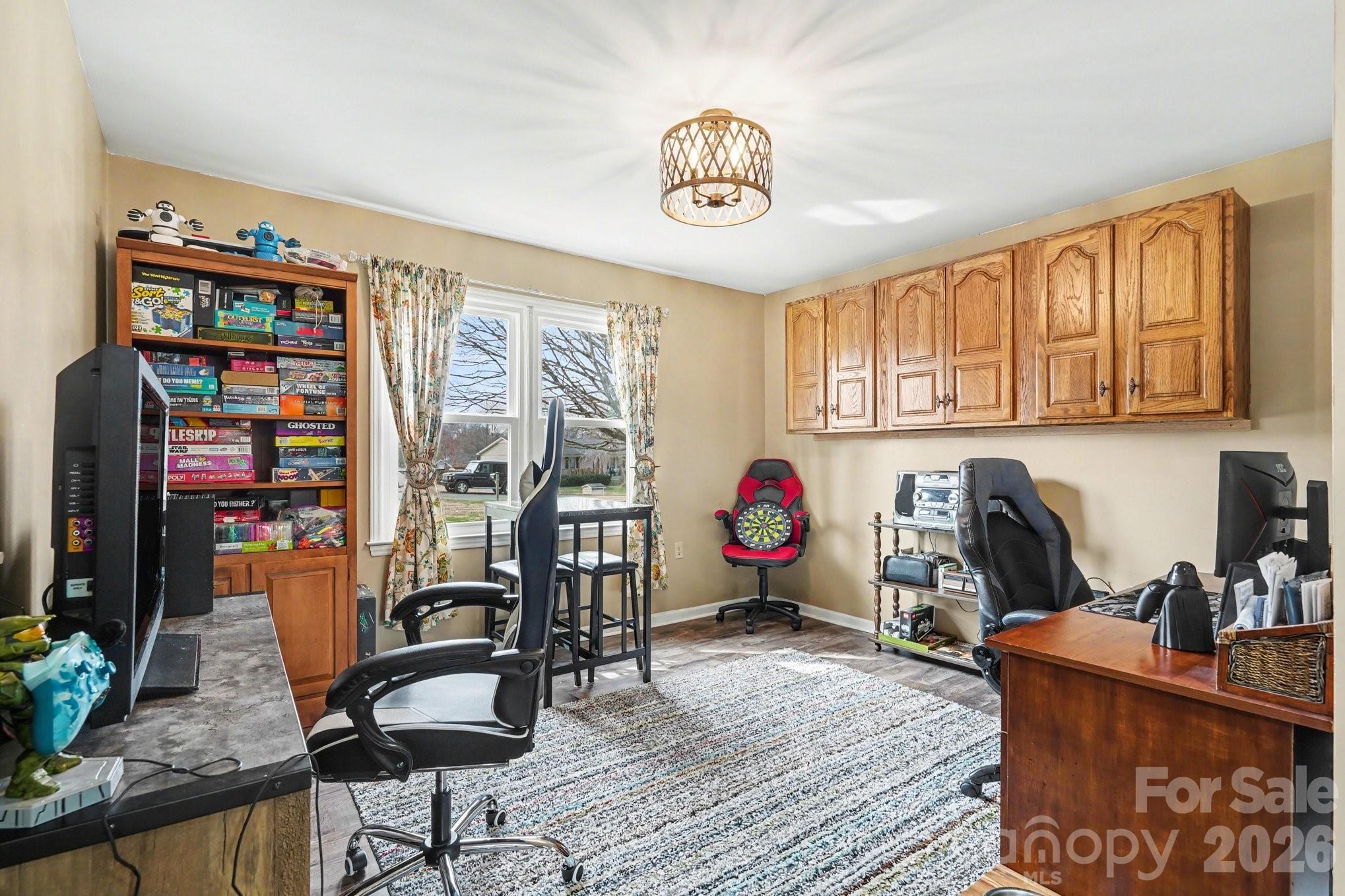 3361 47th Avenue Place NE — Hickory