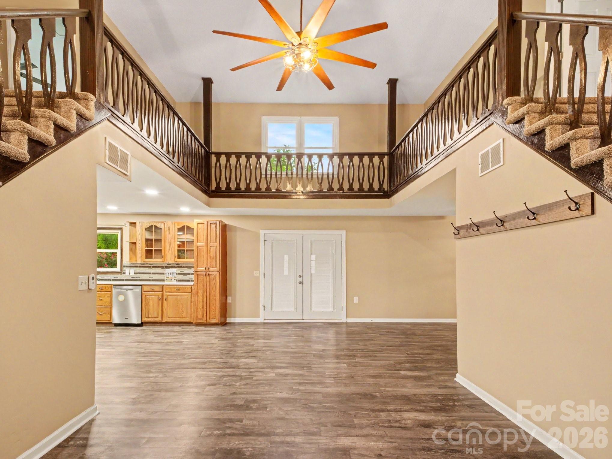 3361 47th Avenue Place NE — Hickory