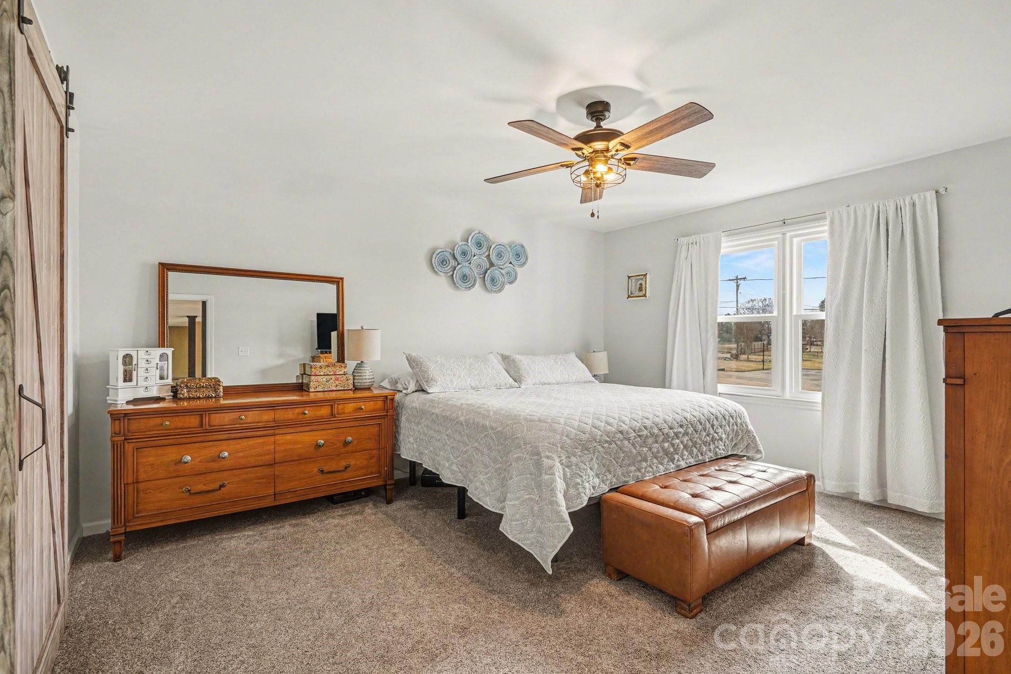 3361 47th Avenue Place NE — Hickory