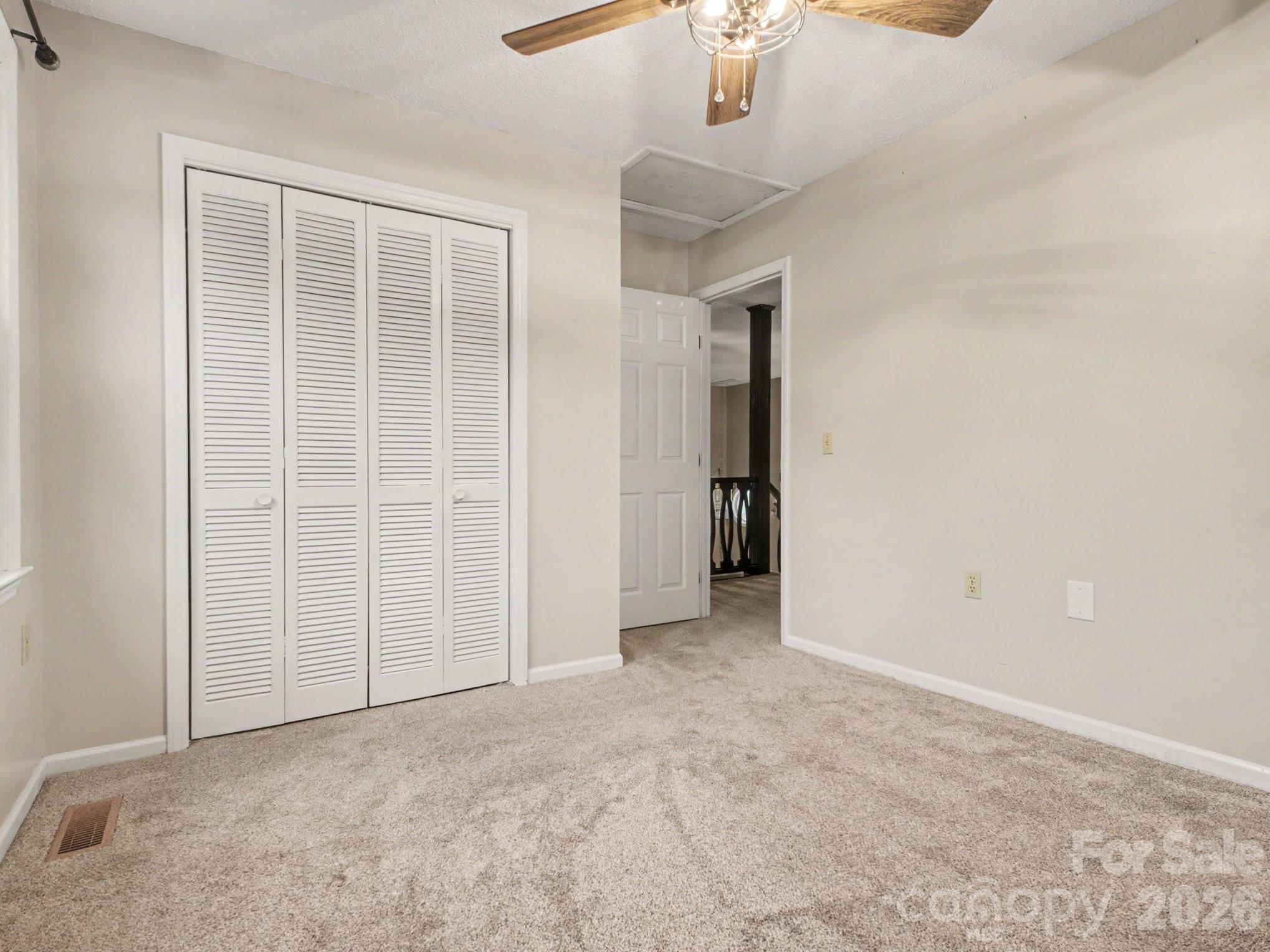 3361 47th Avenue Place NE — Hickory