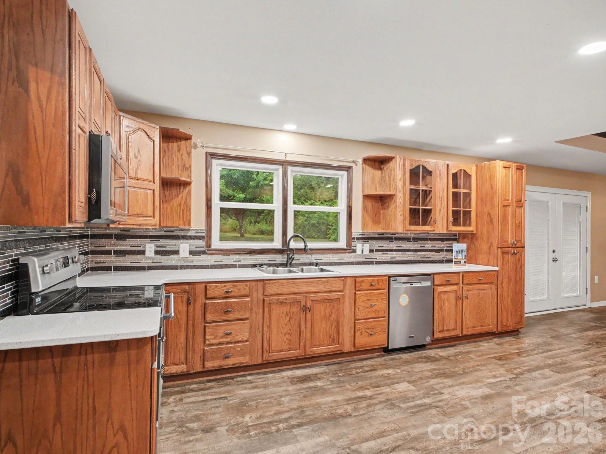 3361 47th Avenue Place NE — Hickory