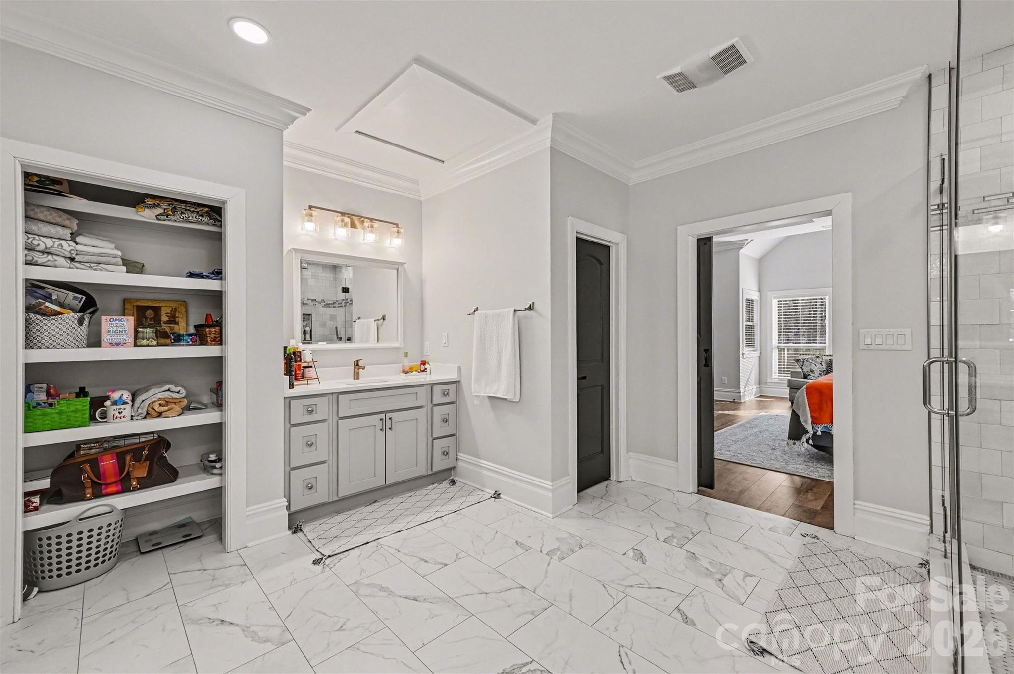 15200 August Lane — Charlotte