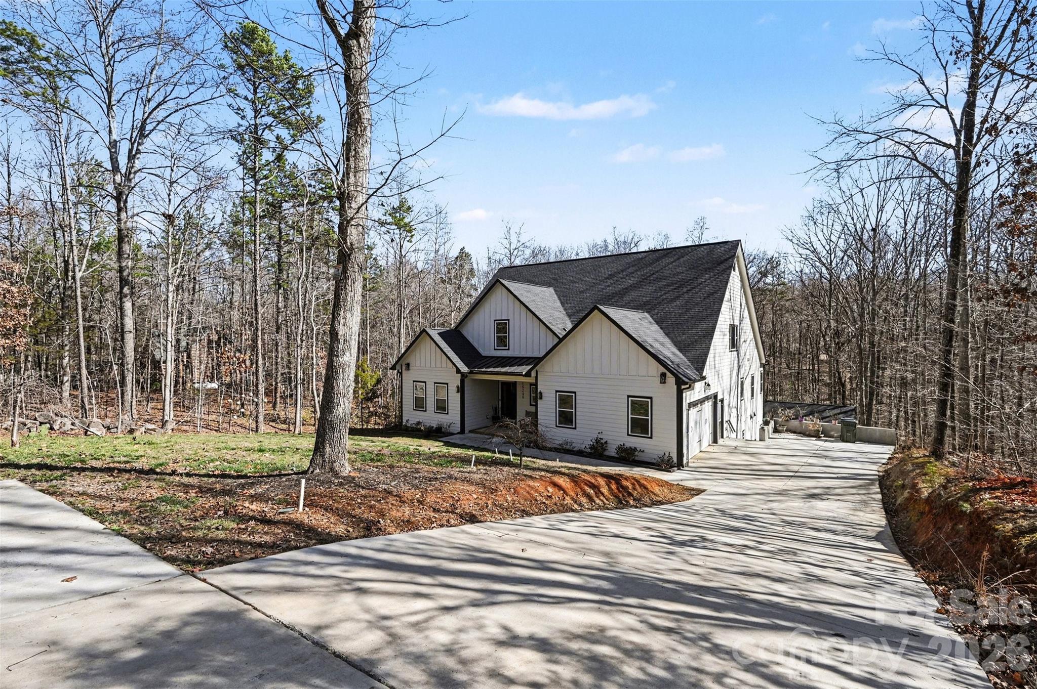 15200 August Lane — Charlotte