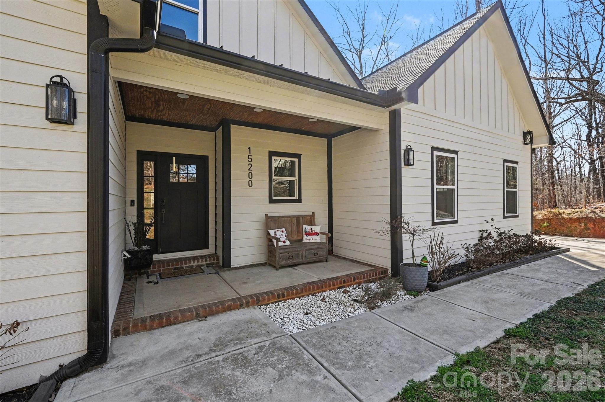 15200 August Lane — Charlotte